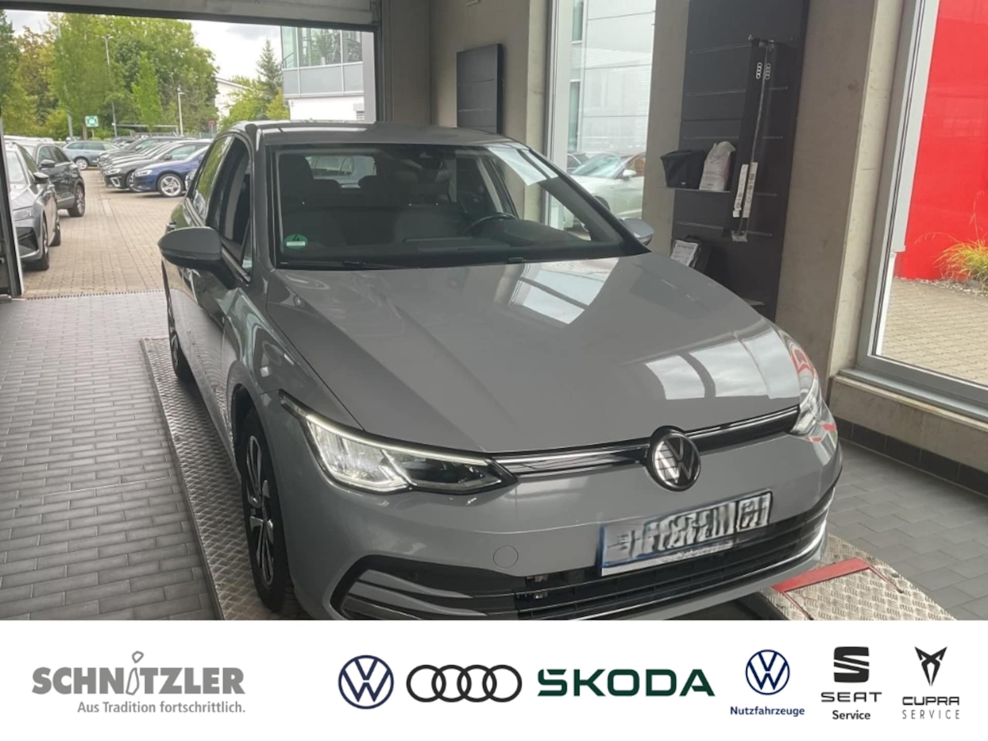 Volkswagen Golf Life