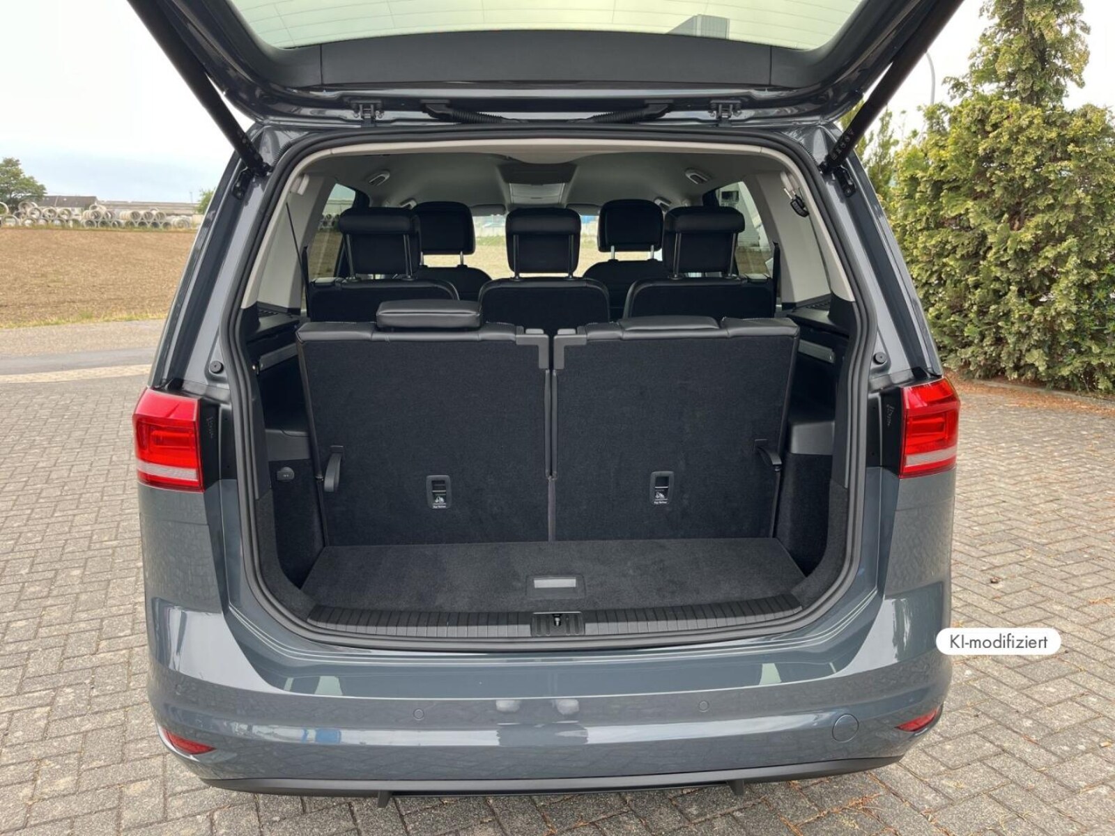 Volkswagen Touran – Bild 16