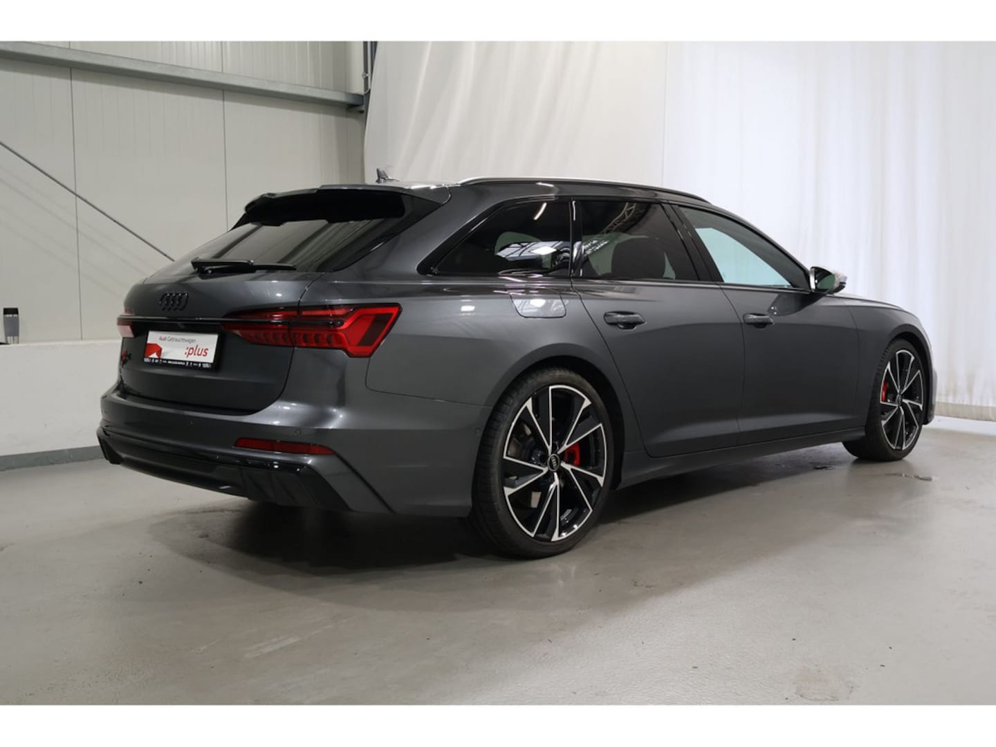 Bild über Audi S6 Avant TDI quattro tiptronic - für weitere Informationen kontaktieren Sie den Audi Partner