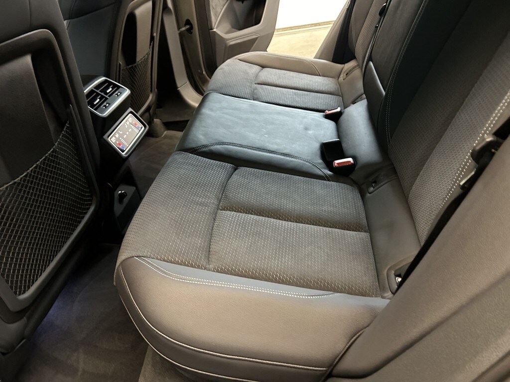 Image about Audi Q8 e-tron S line 50 e-tron quattro