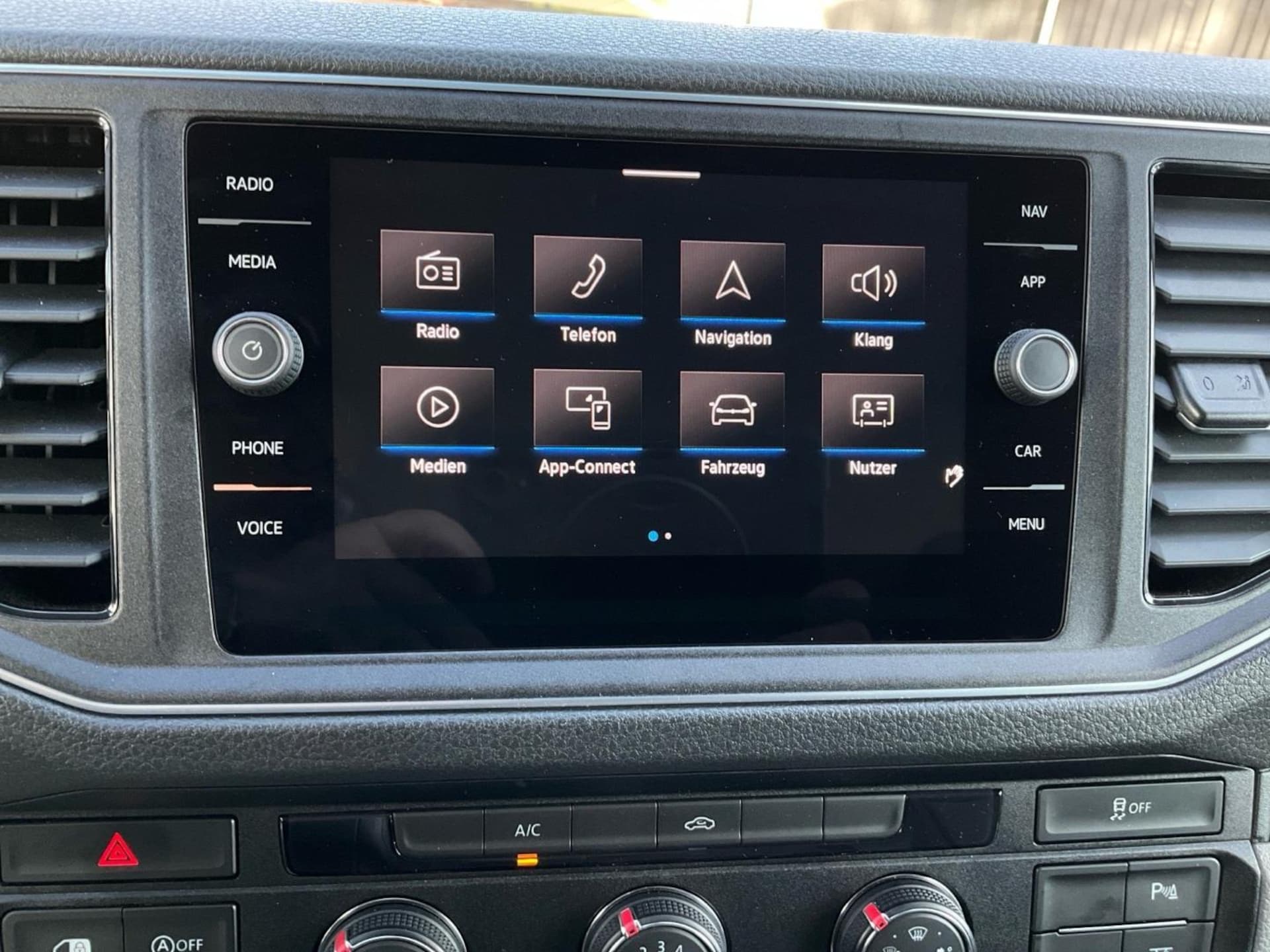 Volkswagen Crafter Kasten langer Radstand