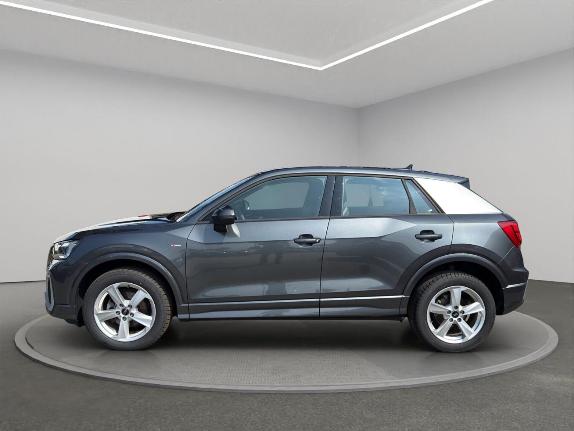 Audi Q2 S line
