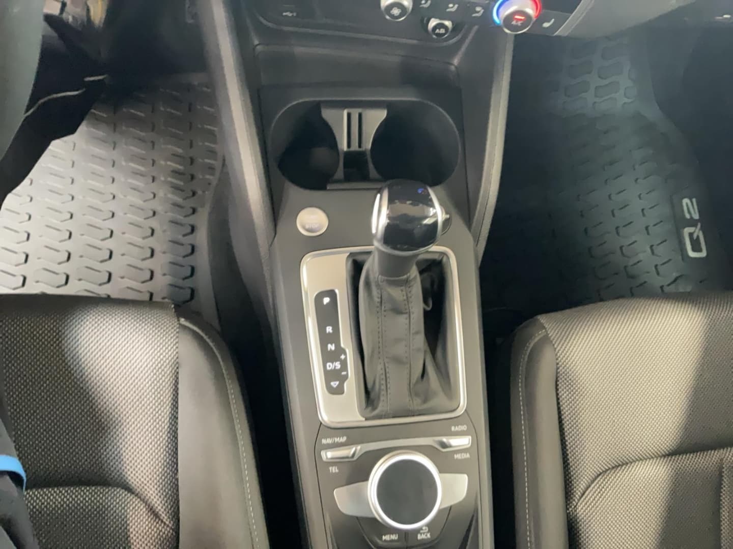 Bild über Audi Q2 S line 35 TFSI S tronic - für weitere Informationen kontaktieren Sie den Audi Partner
