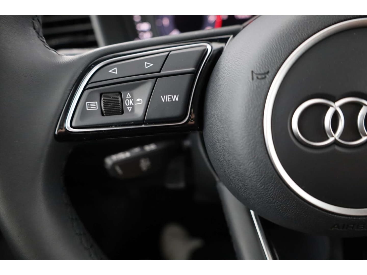 Bild über Audi A1 allstreet 30 TFSI Schaltgetriebe - für weitere Informationen kontaktieren Sie den Audi Partner