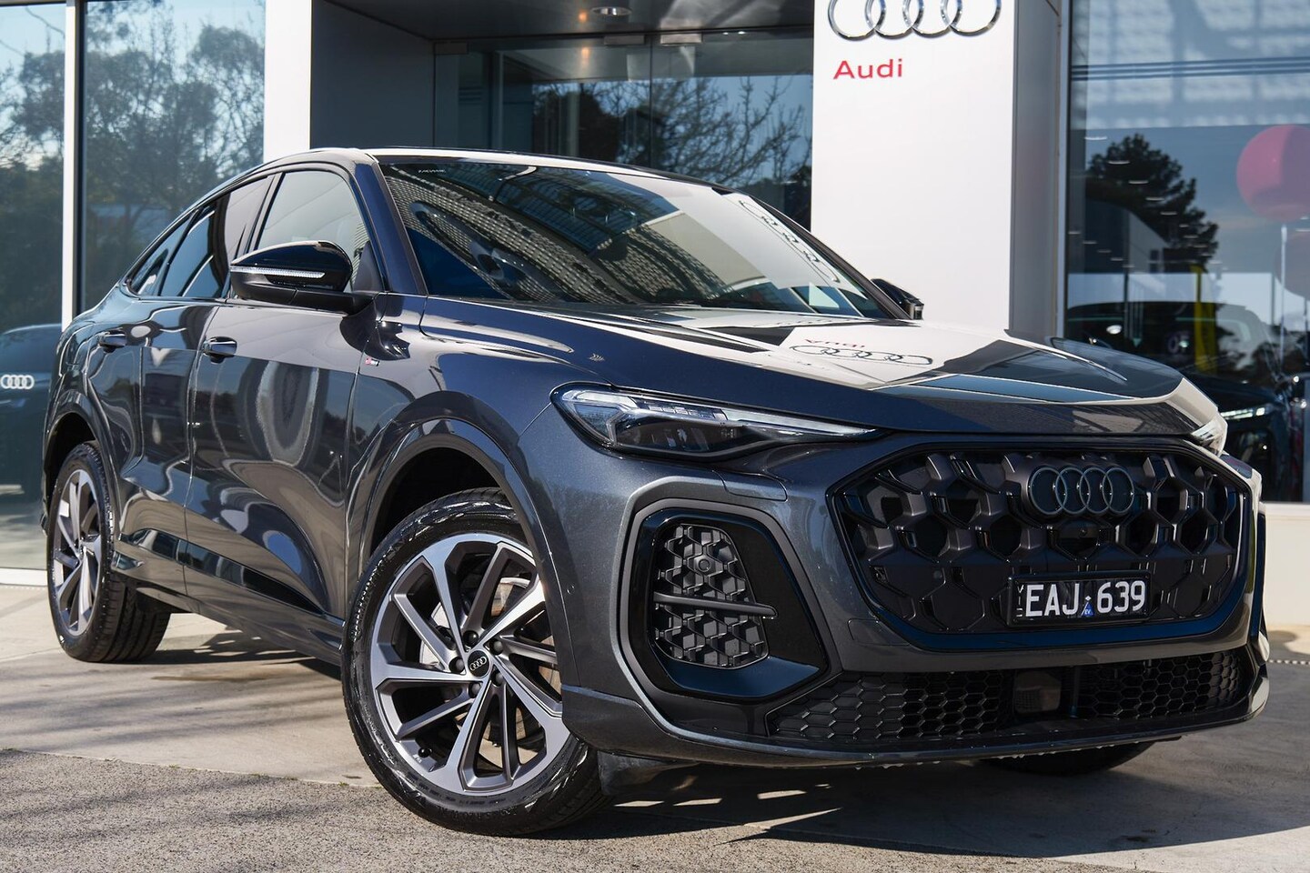 Image about Audi Q5 Sportback TFSI quattro 200 kW sport