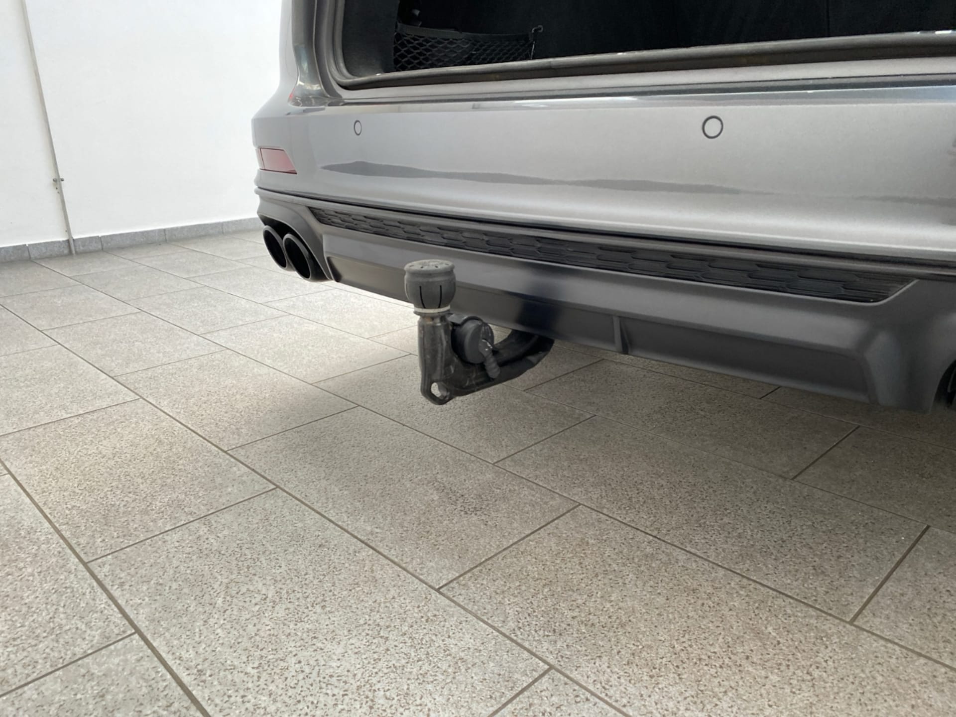 Audi S6 Avant