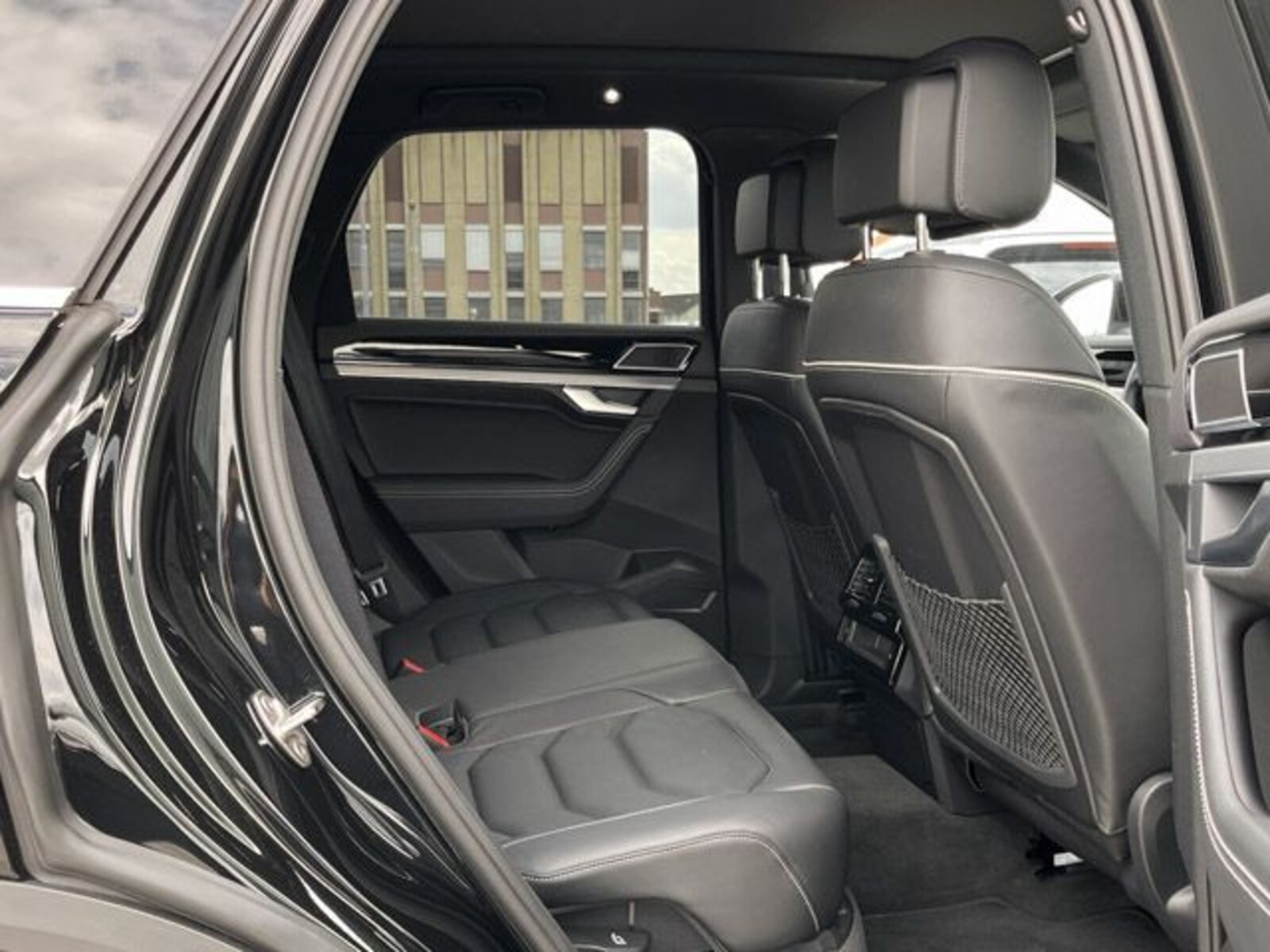 Volkswagen Touareg – Bild 11