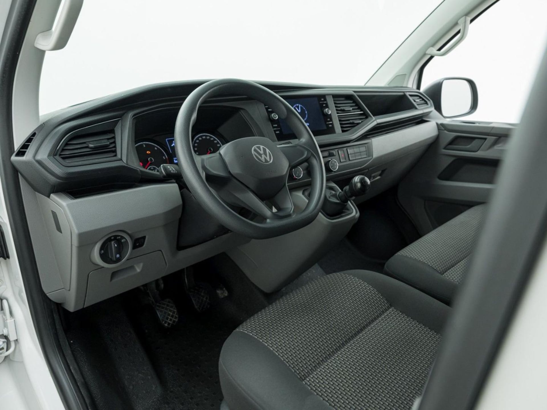 Volkswagen T6.1 Transporter Kasten langer Radstand