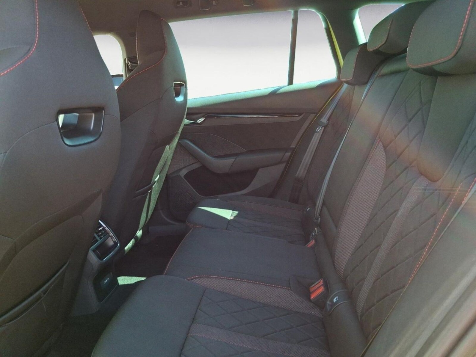 Škoda Octavia Combi – Bild 14