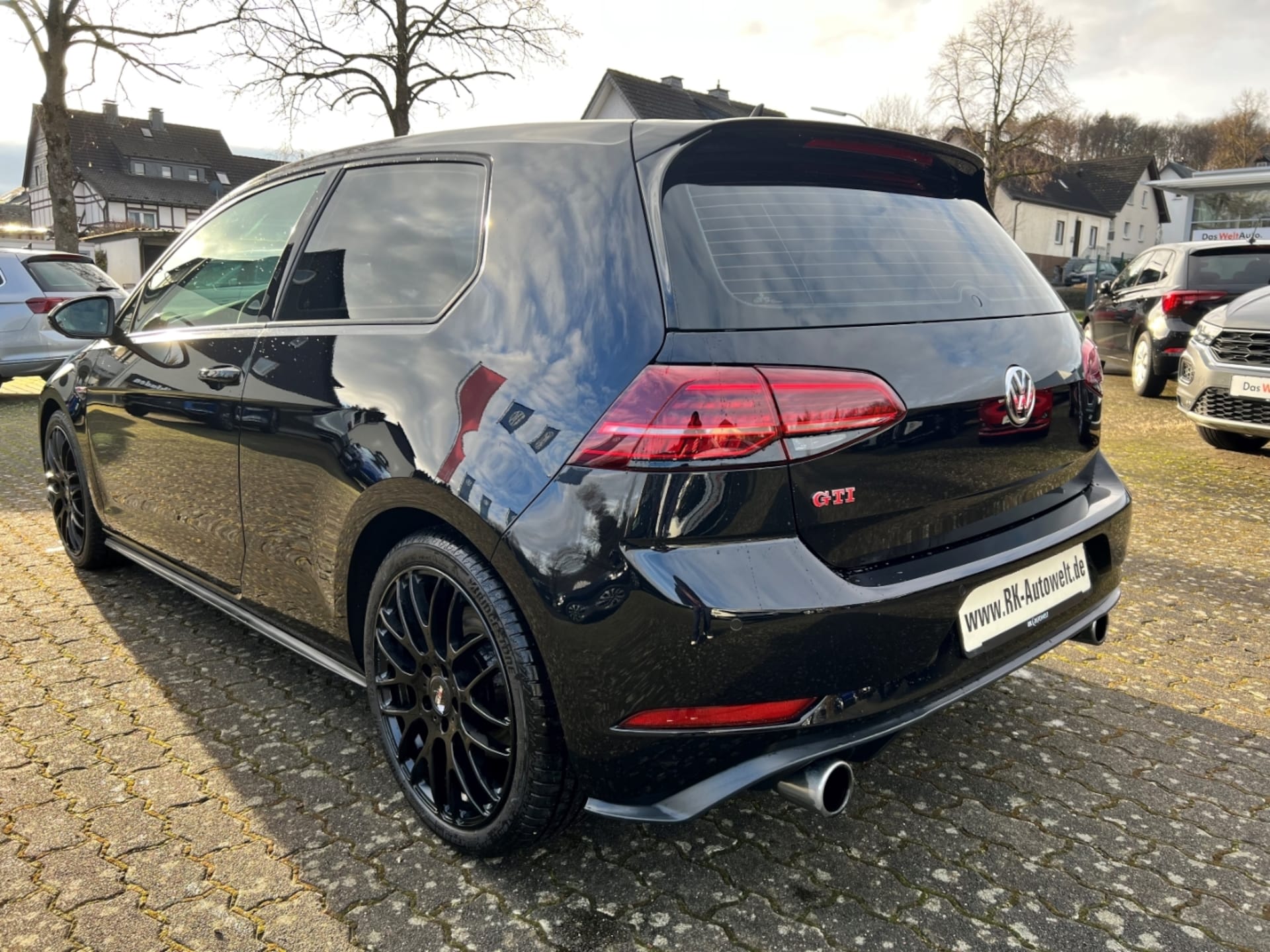 Volkswagen Golf GTI