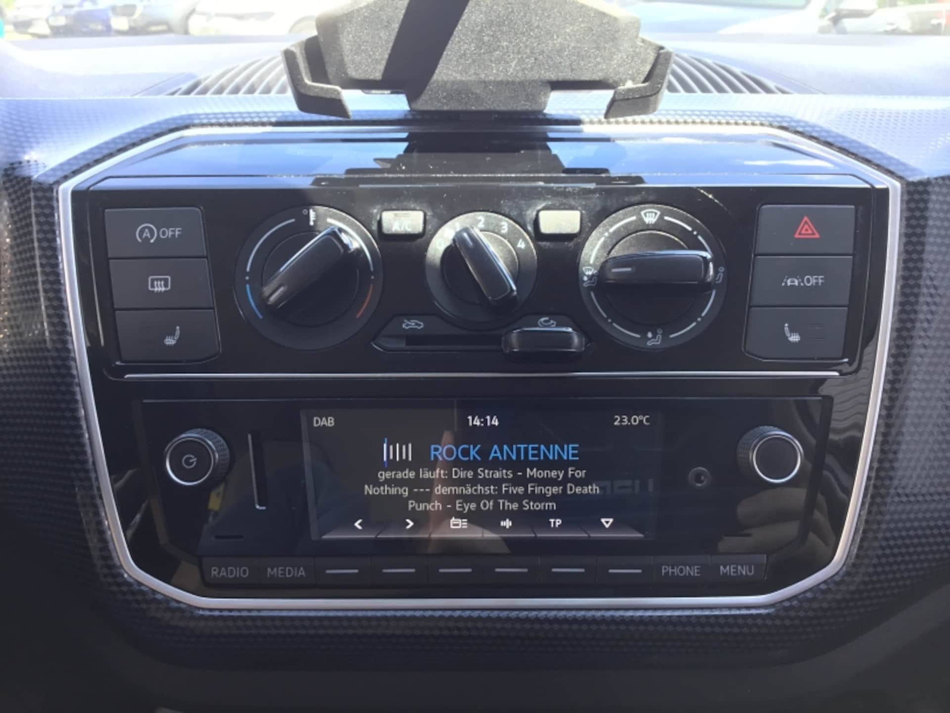 Volkswagen up! move up!