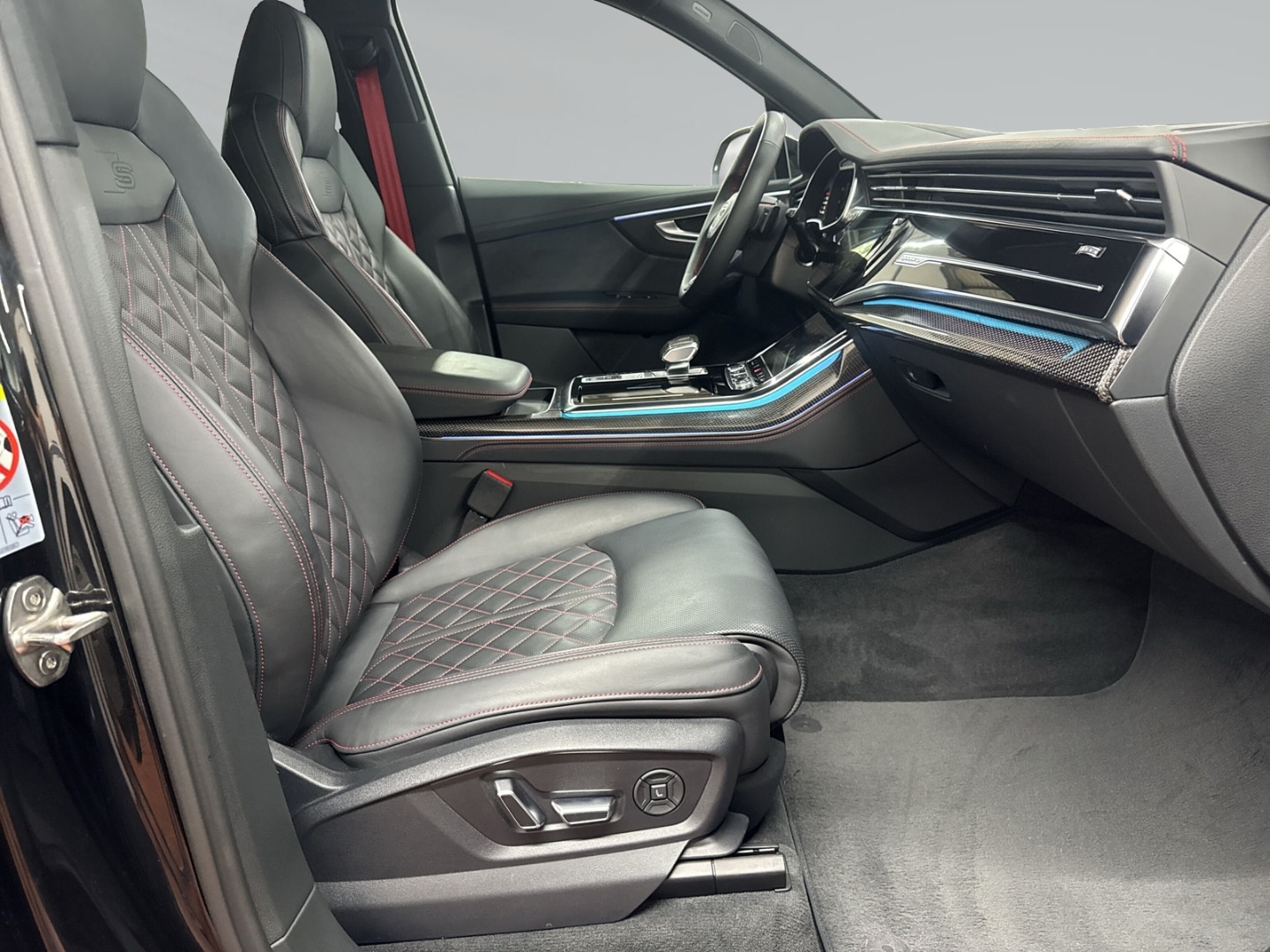Bild über Audi Q7 competition plus 50 TDI quattro tiptronic - für weitere Informationen kontaktieren Sie den Audi Partner