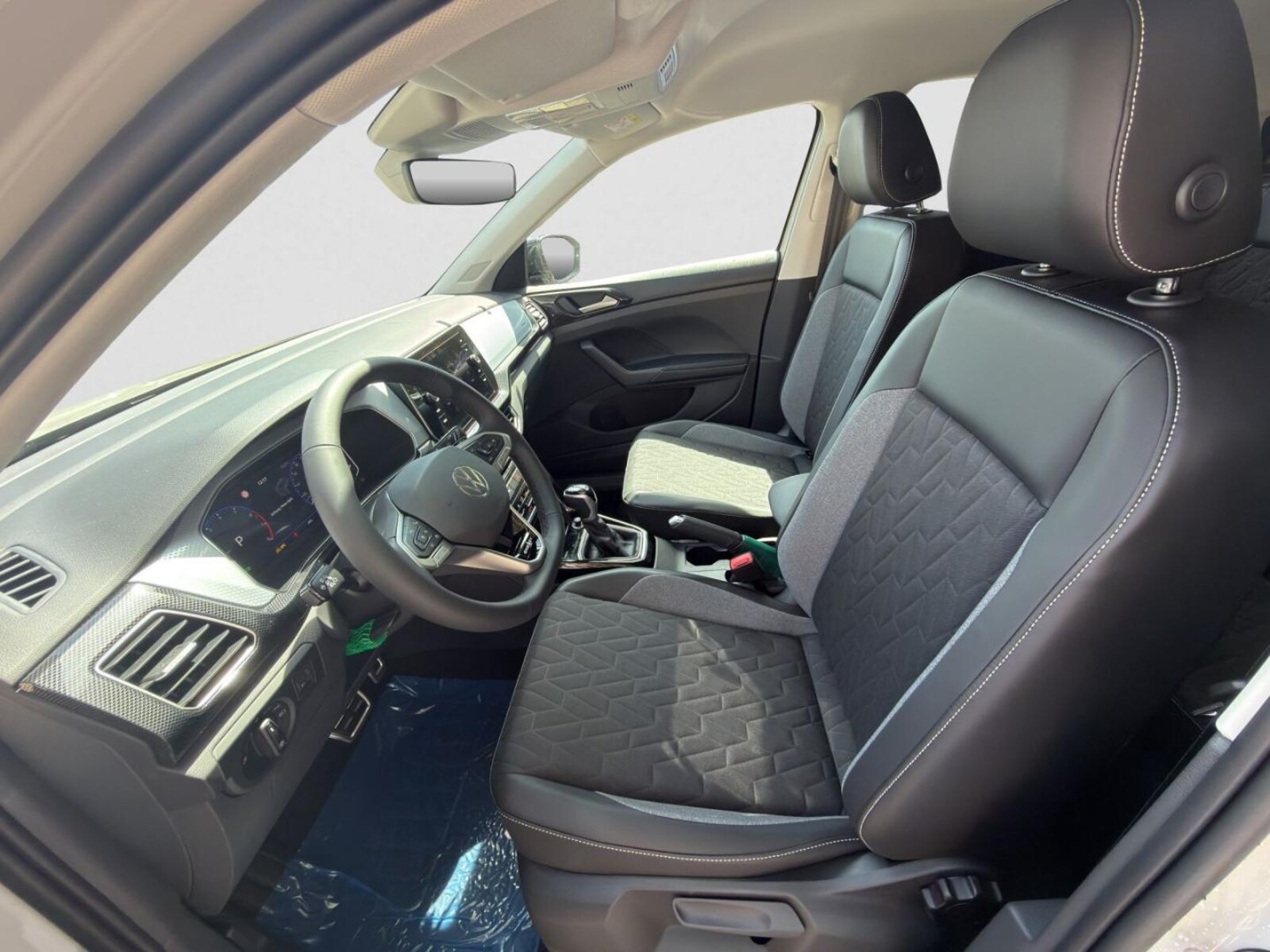 Volkswagen T-Cross – Bild 12