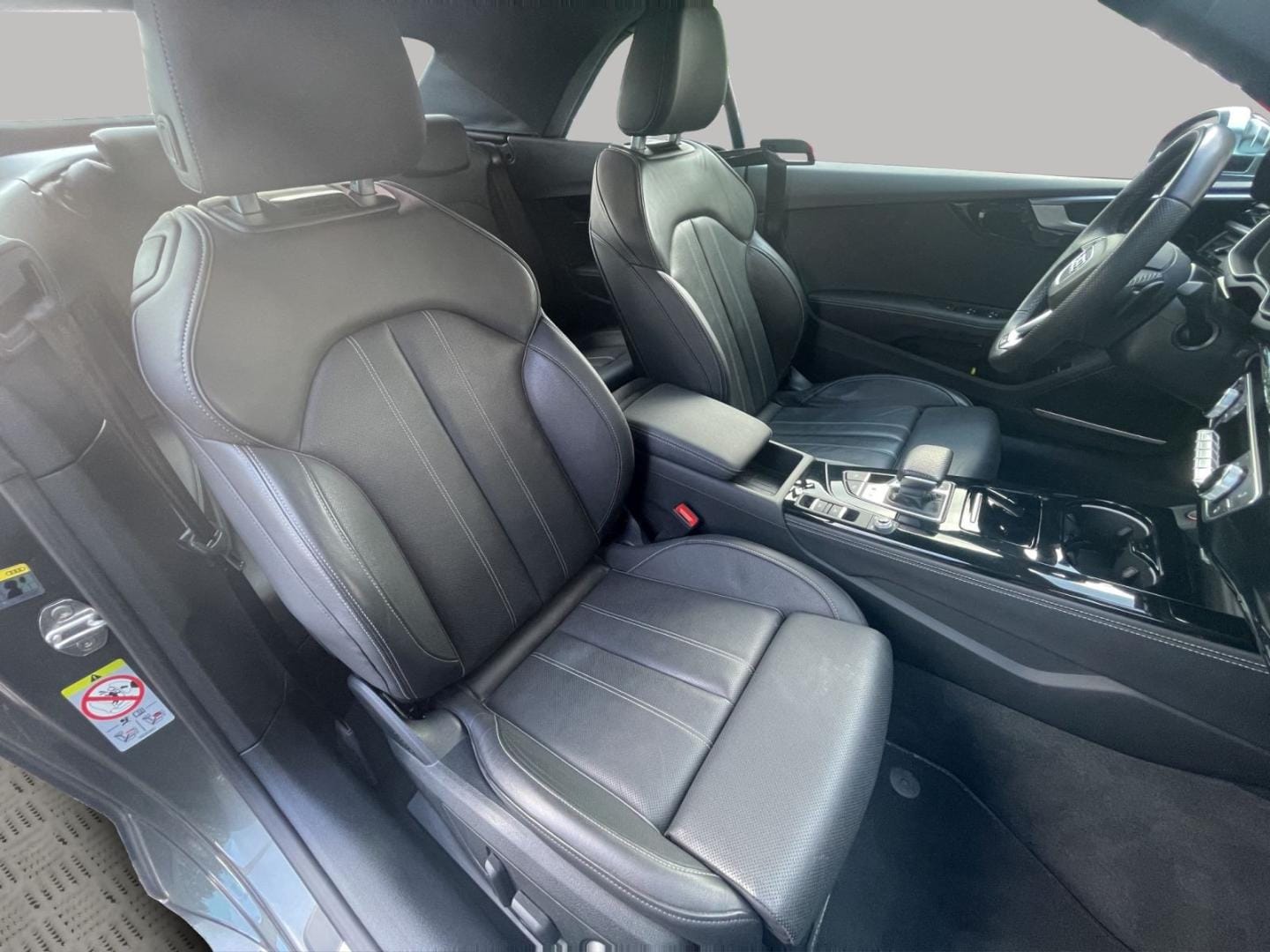 Bild über Audi S5 Cabriolet TFSI quattro tiptronic - für weitere Informationen kontaktieren Sie den Audi Partner