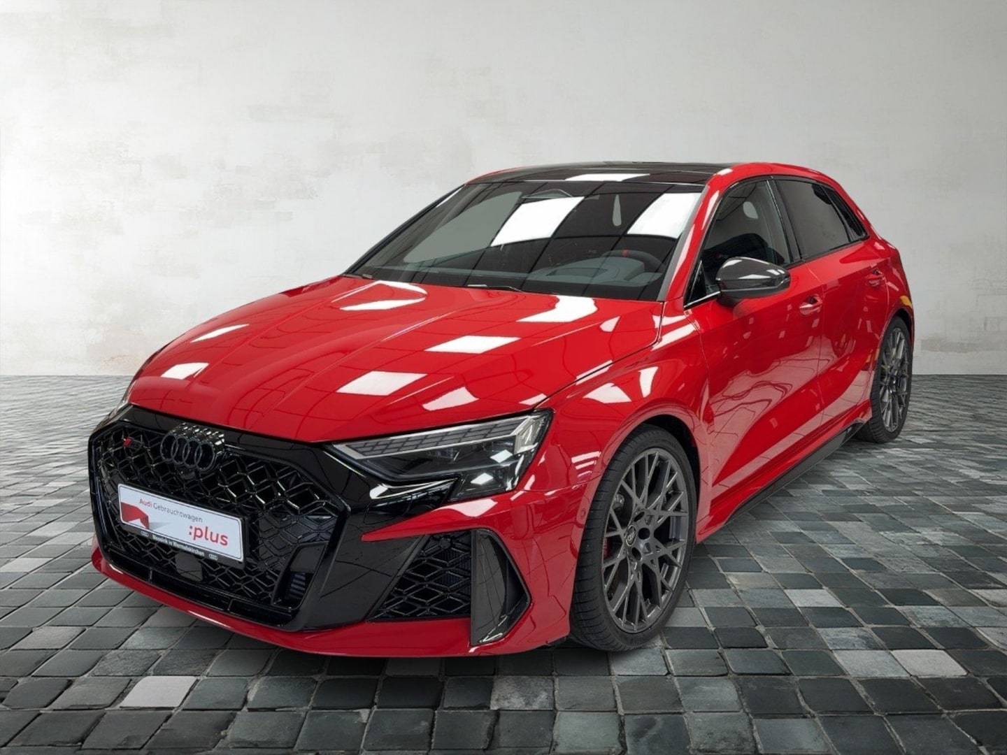 Bild über Audi RS 3 Sportback TFSI quattro 294 kW S tronic - für weitere Informationen kontaktieren Sie den Audi Partner