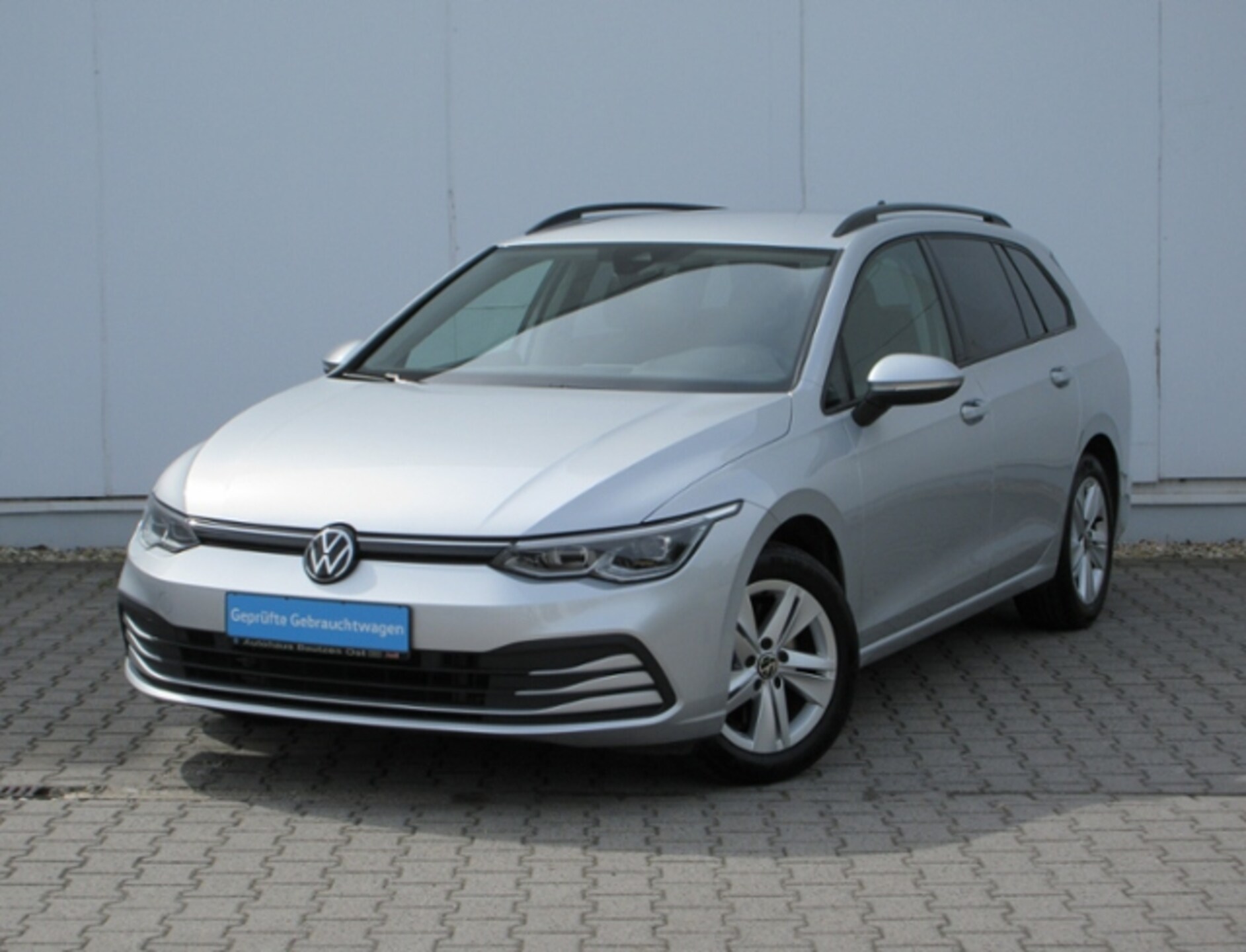 Volkswagen Golf Variant Life