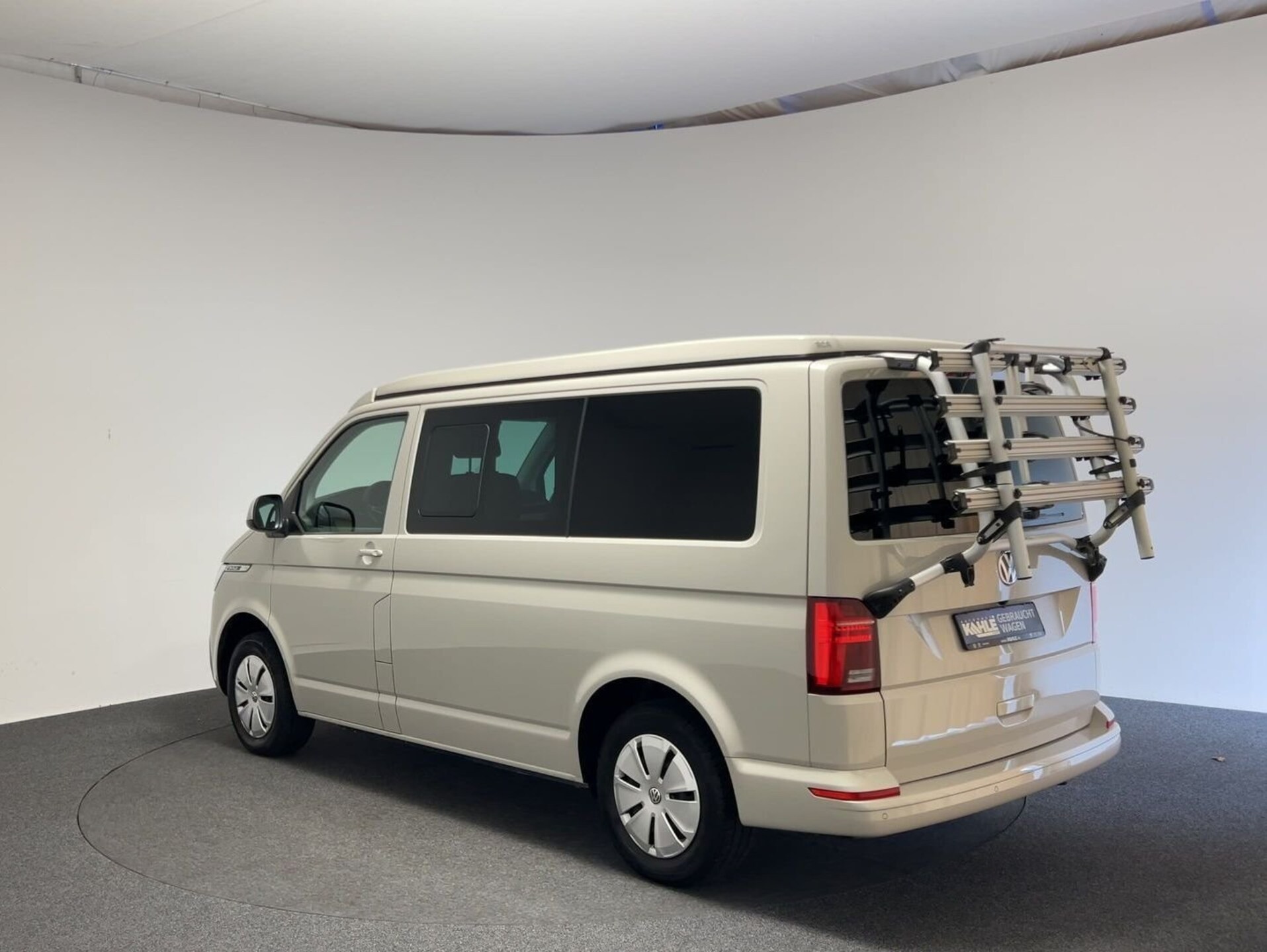 Volkswagen T6.1 Transporter Kasten kurzer Radstand