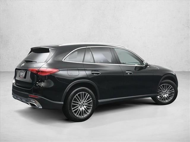 2026 Mercedes-Benz GLC 300