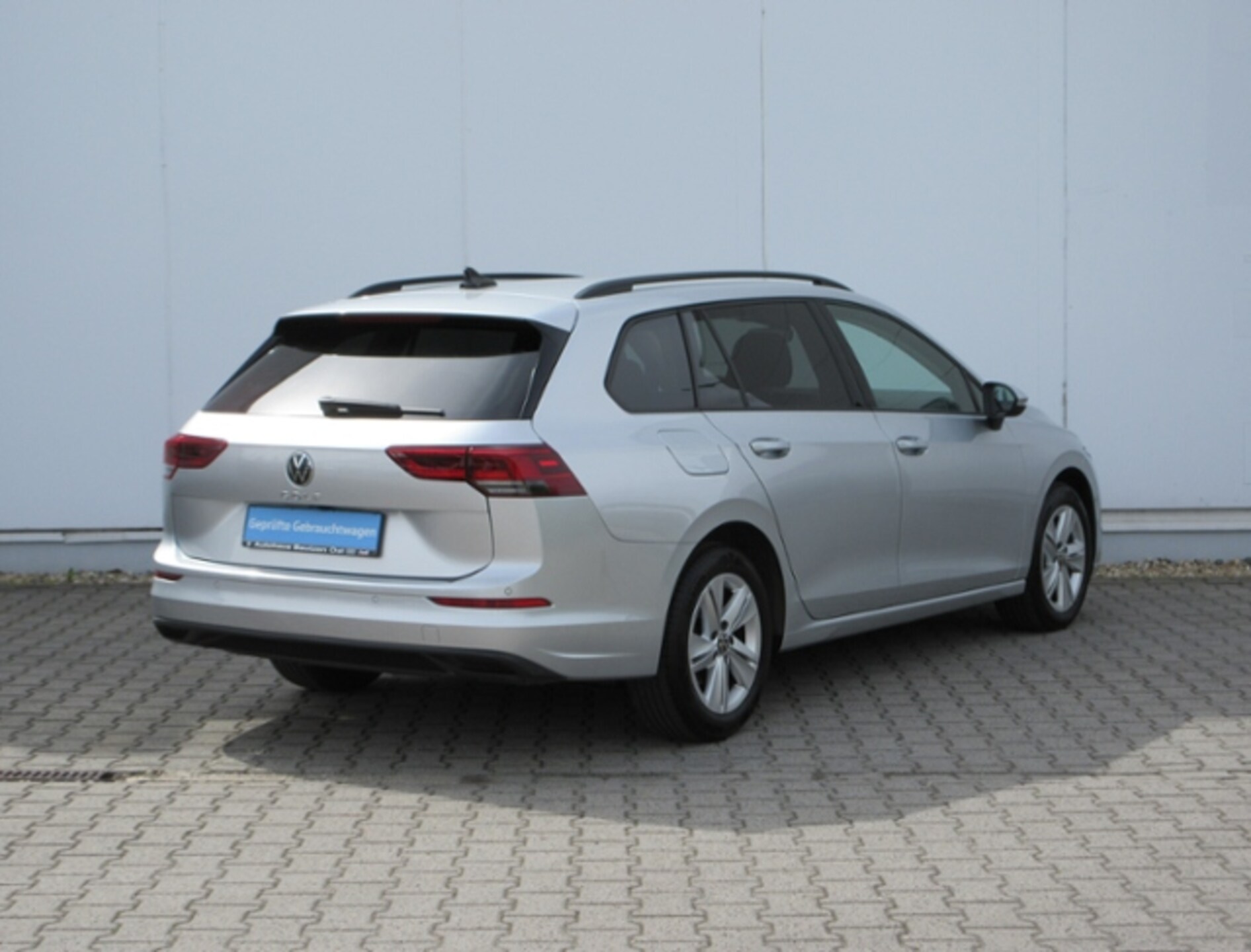 Volkswagen Golf Variant Life
