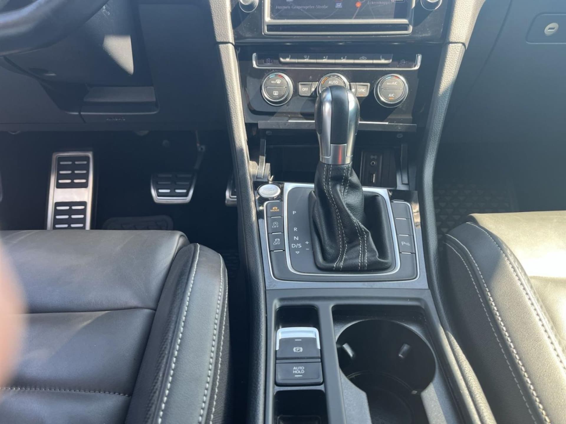 Volkswagen Golf Variant R