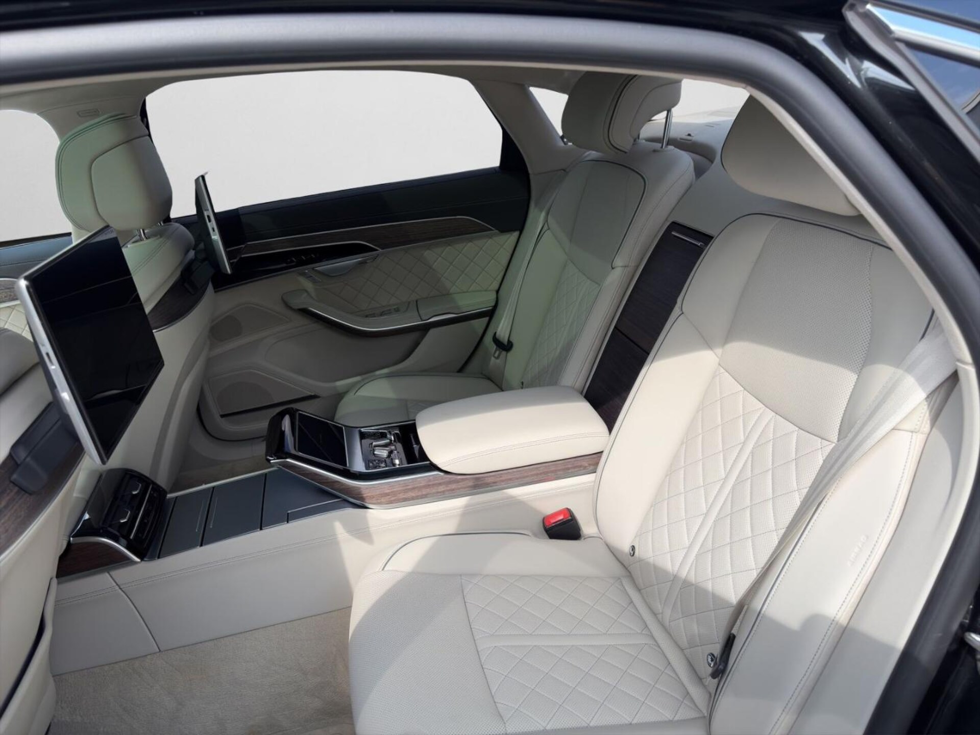 Audi A8 Lang