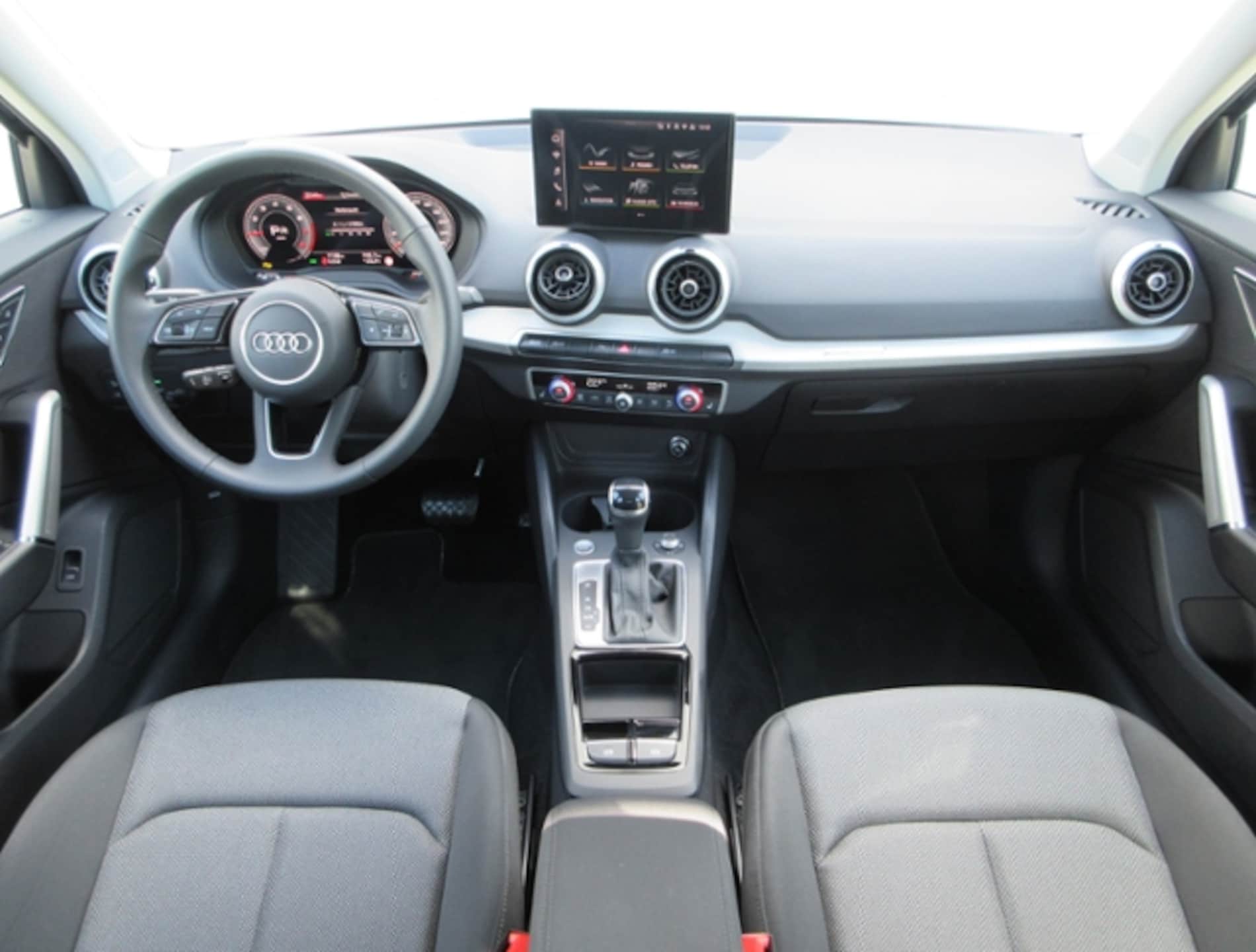 Audi Q2 S line