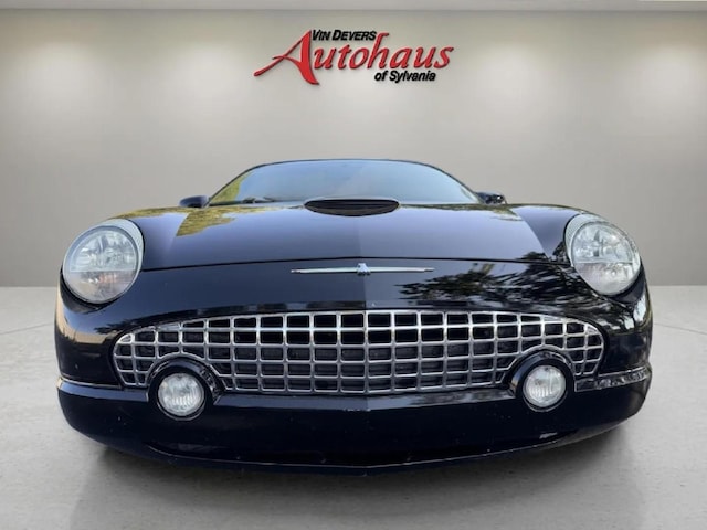 2004 Ford Thunderbird