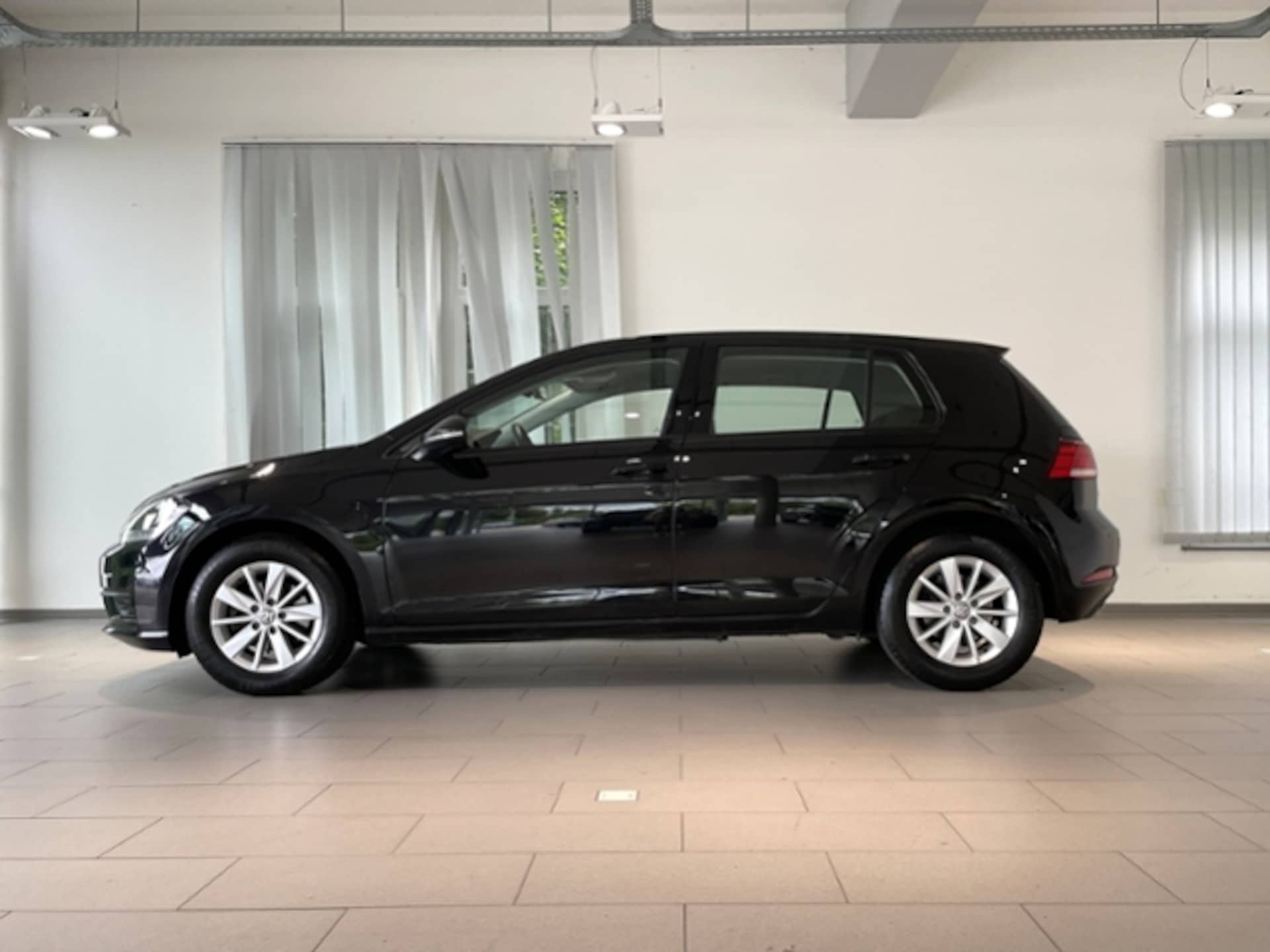 Volkswagen Golf Trendline