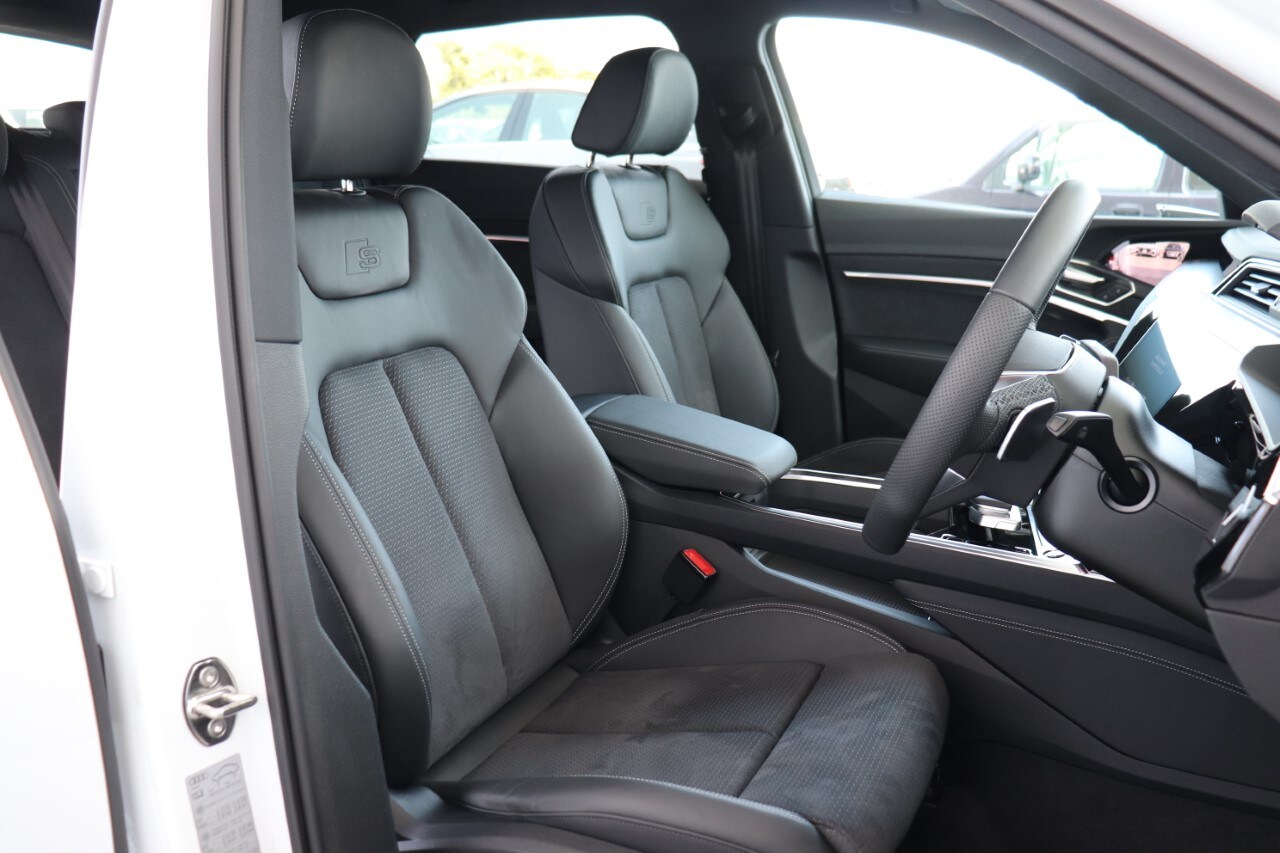 Image about Audi Q8 e-tron 55 e-tron S line