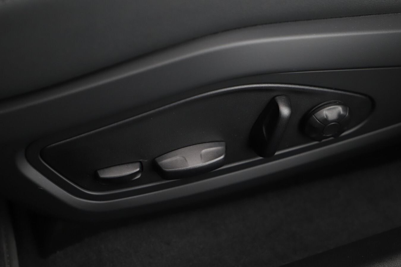Image about Audi e-tron GT e-tron quattro