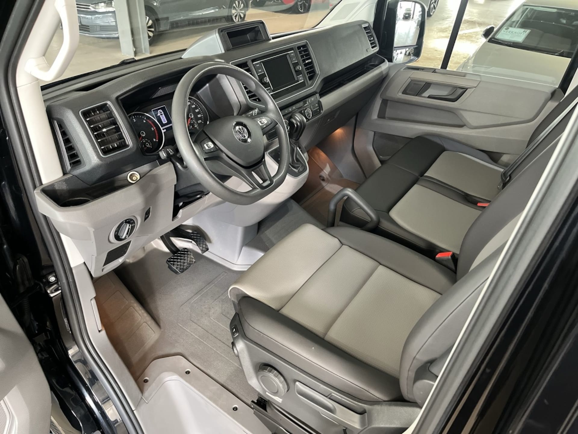 Volkswagen Crafter Kasten langer Radstand