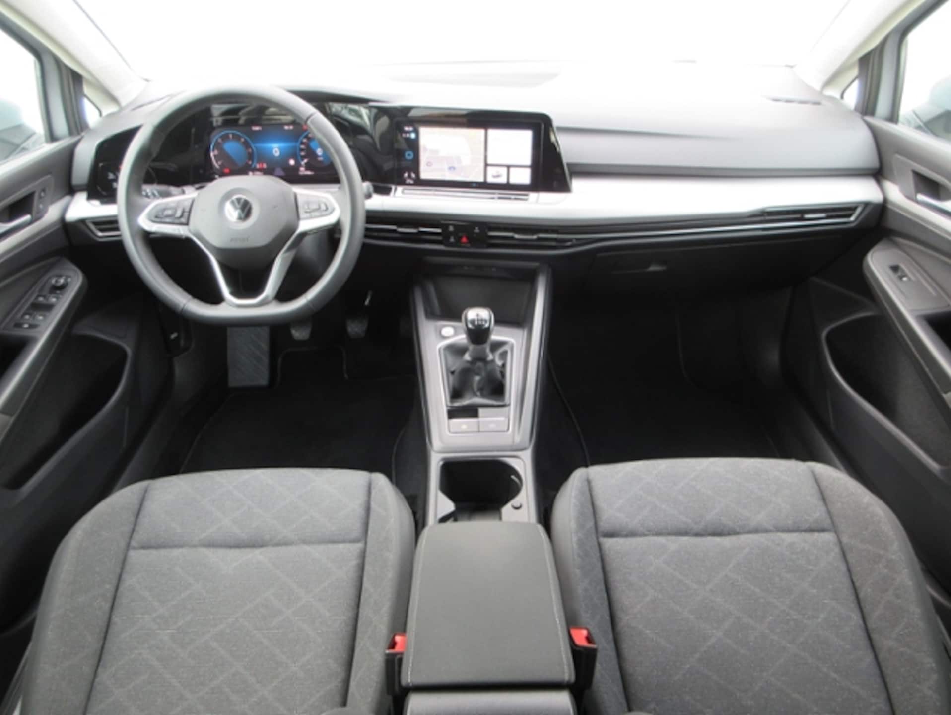 Volkswagen Golf Variant Life
