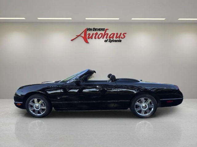 2004 Ford Thunderbird