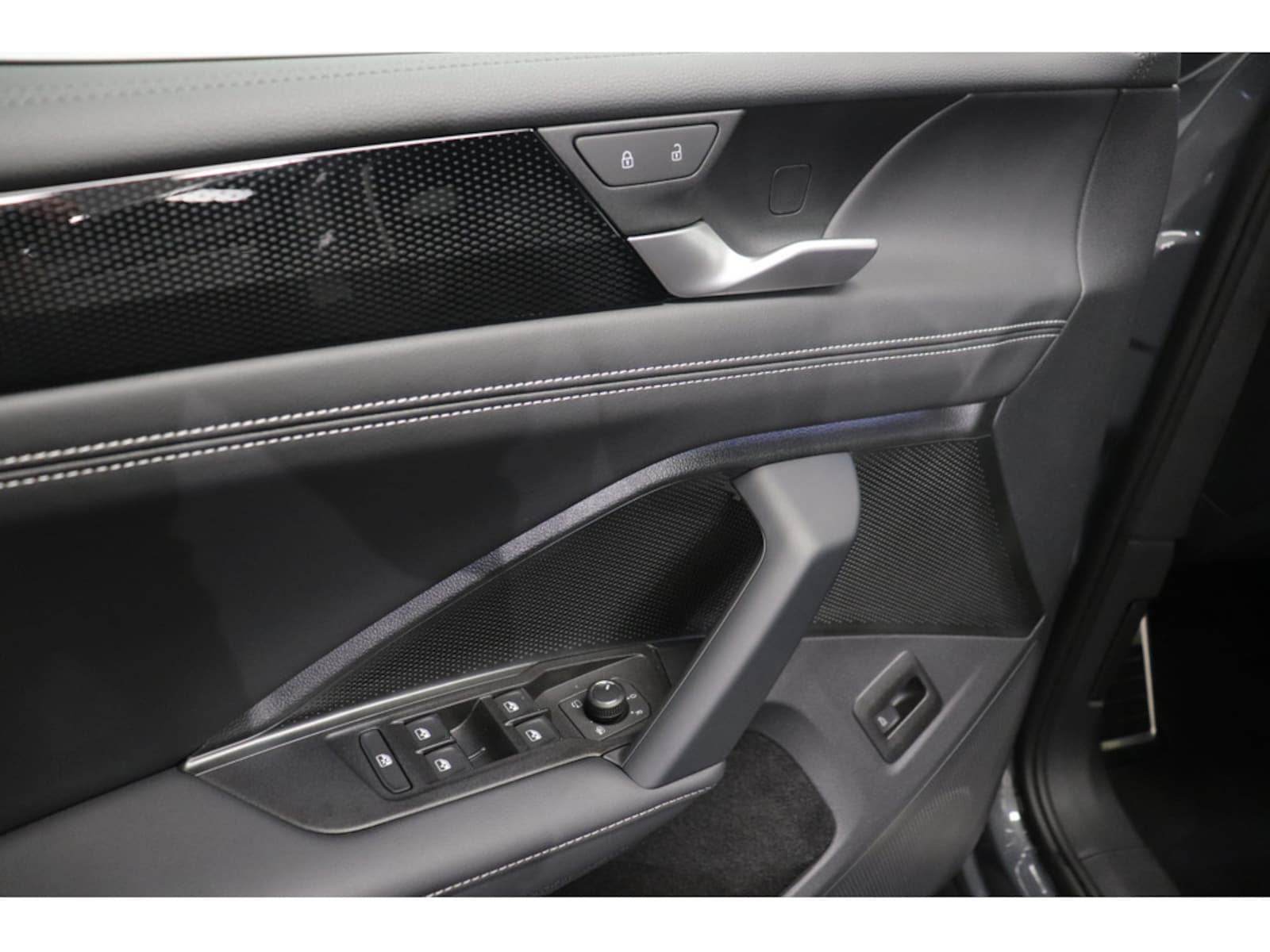 Volkswagen Tiguan – Bild 9