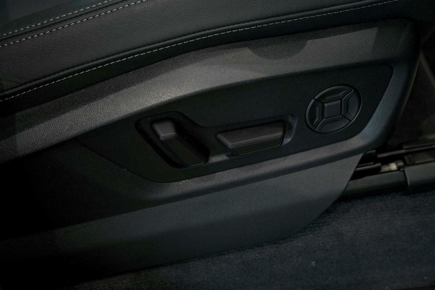 Image about Audi Q7 SUV TFSI quattro tiptronic