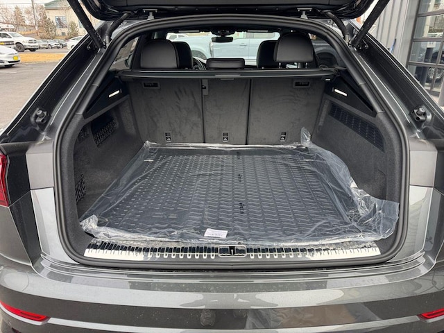 2026 Audi Q8 Premium Plus - Photo 26