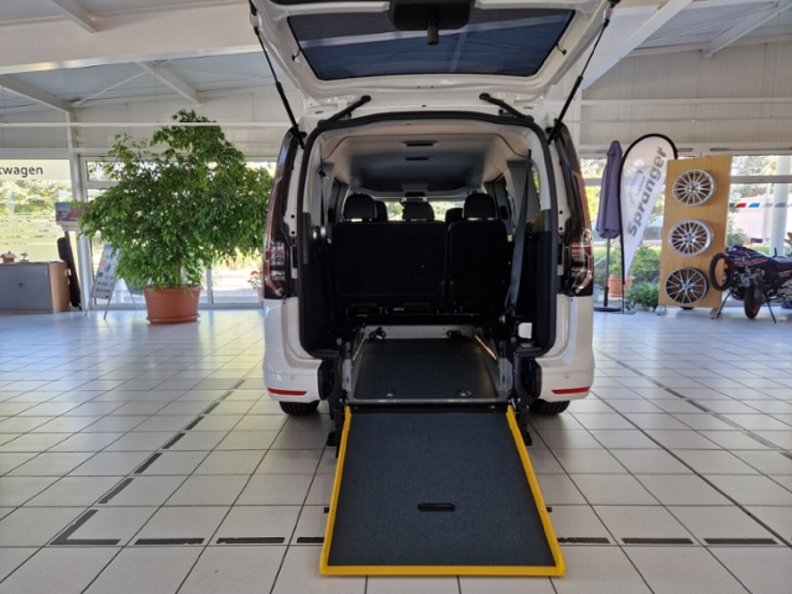 Volkswagen Caddy Maxi – Bild 14