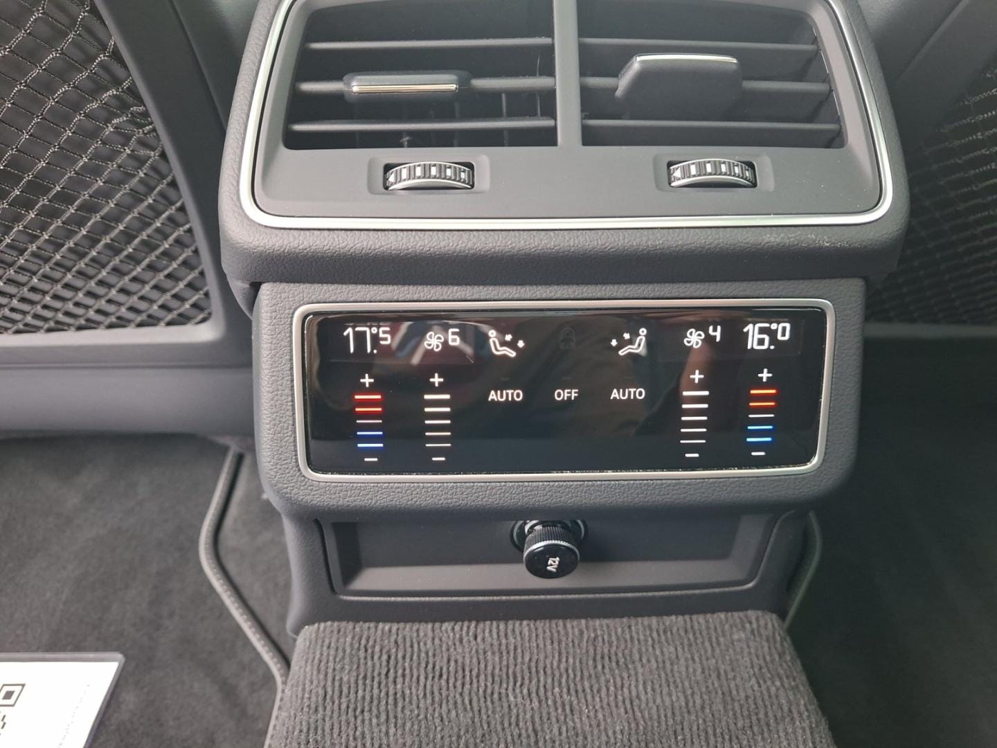 Bild über Audi A6 Avant TFSI e S line 55 TFSI e quattro S tronic - für weitere Informationen kontaktieren Sie den Audi Partner