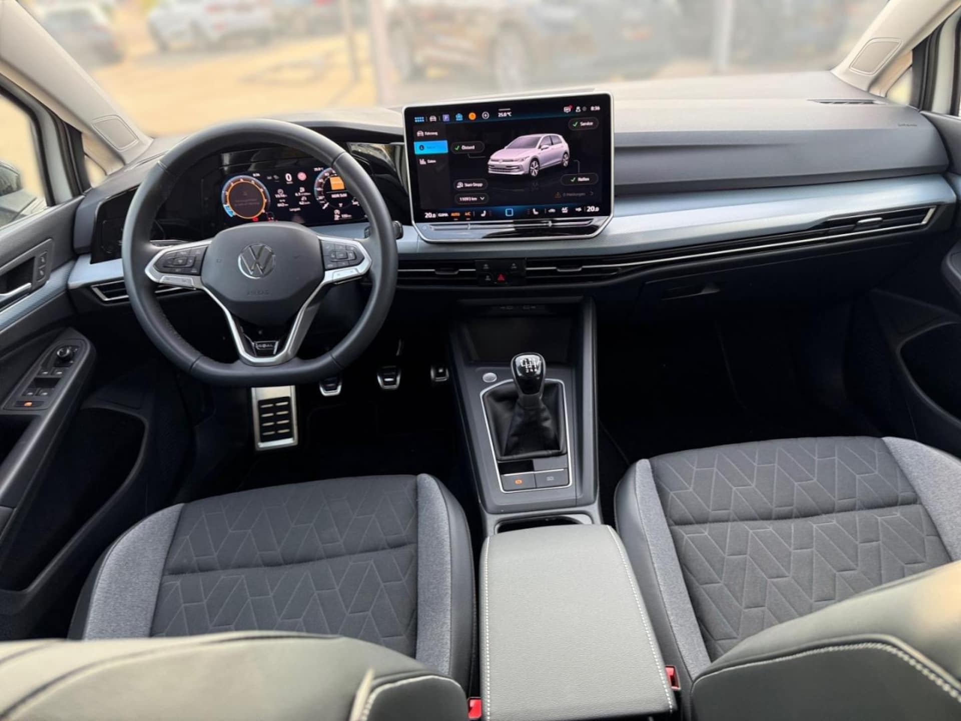 Volkswagen Golf Life