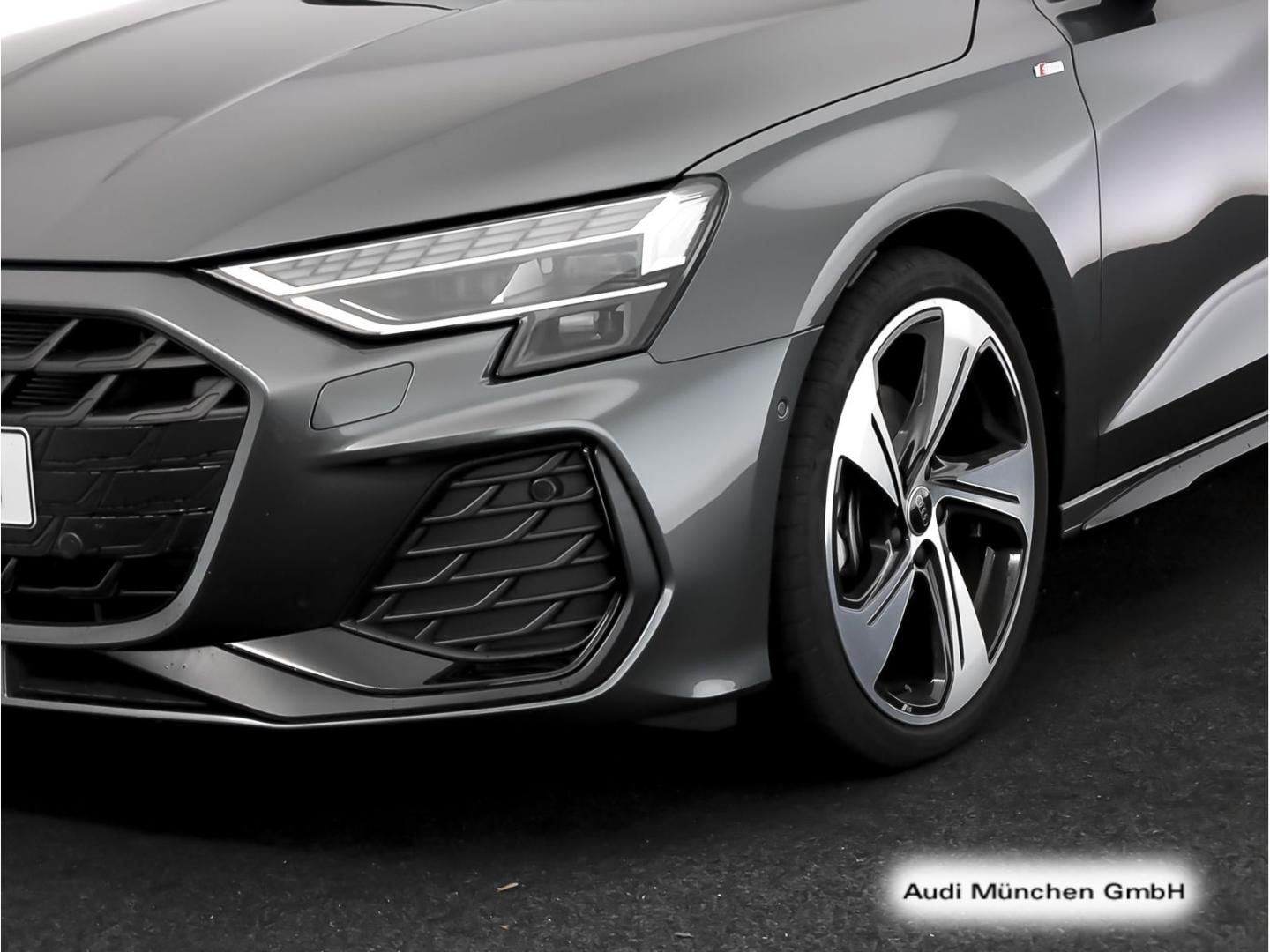 Bild über Audi A3 Sportback TFSI quattro S tronic - für weitere Informationen kontaktieren Sie den Audi Partner