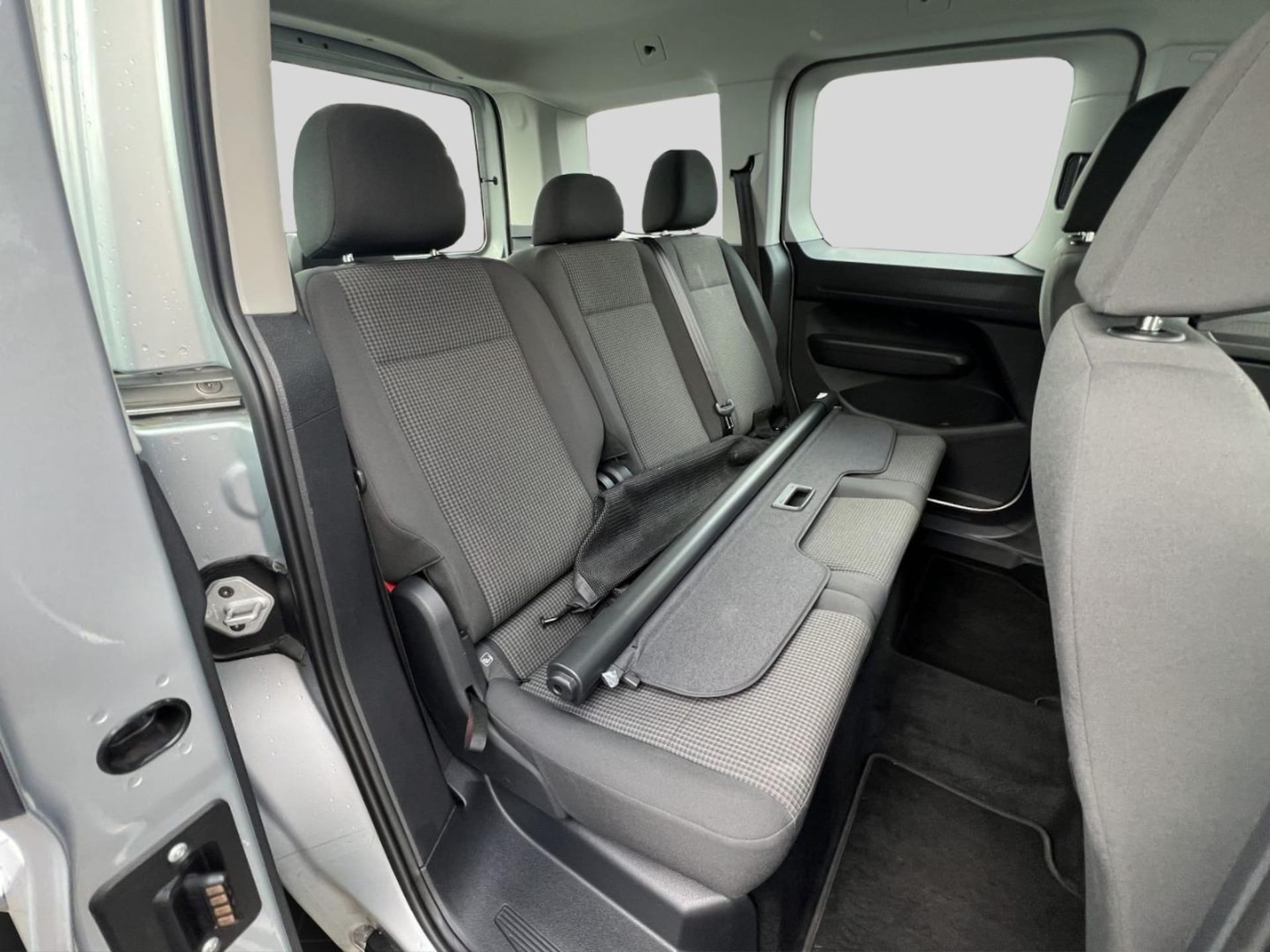 Volkswagen Caddy Basis-Modell