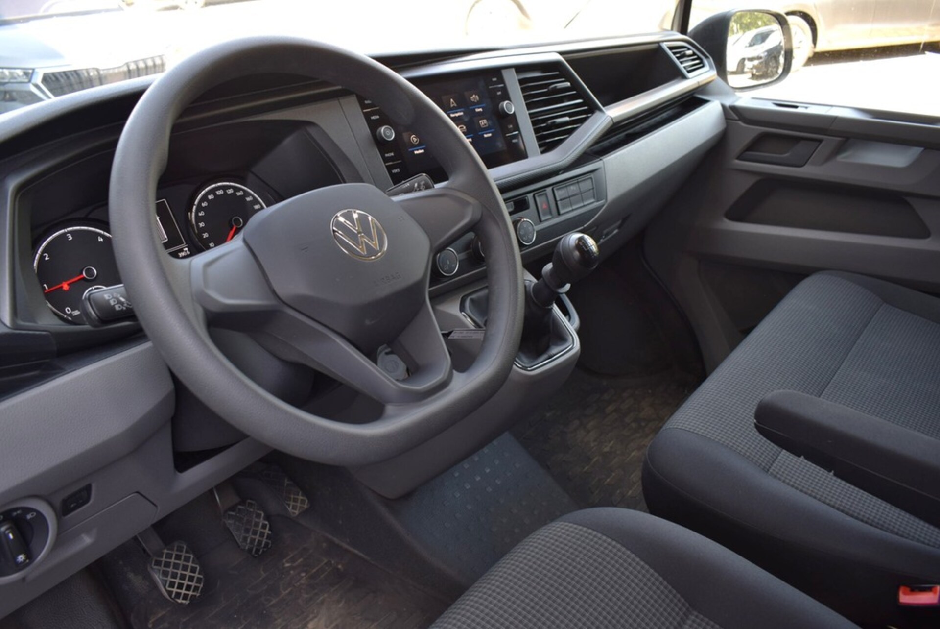 Volkswagen T6.1 Transporter Kasten kurzer Radstand