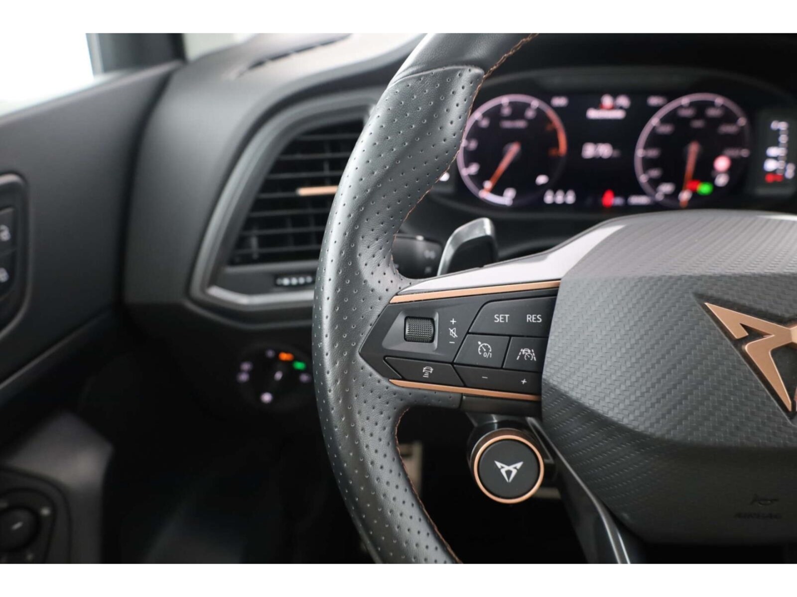 CUPRA Ateca – Bild 12