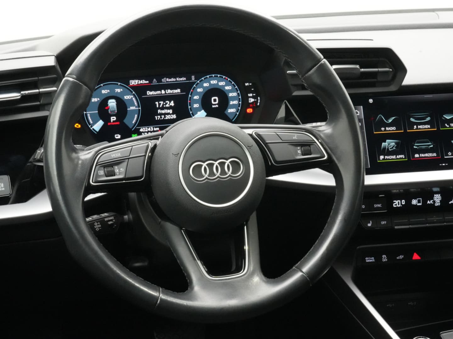 Bild über Audi A3 Sportback TFSI e 40 TFSI e S tronic - für weitere Informationen kontaktieren Sie den Audi Partner
