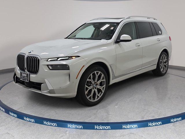 2023 BMW X7