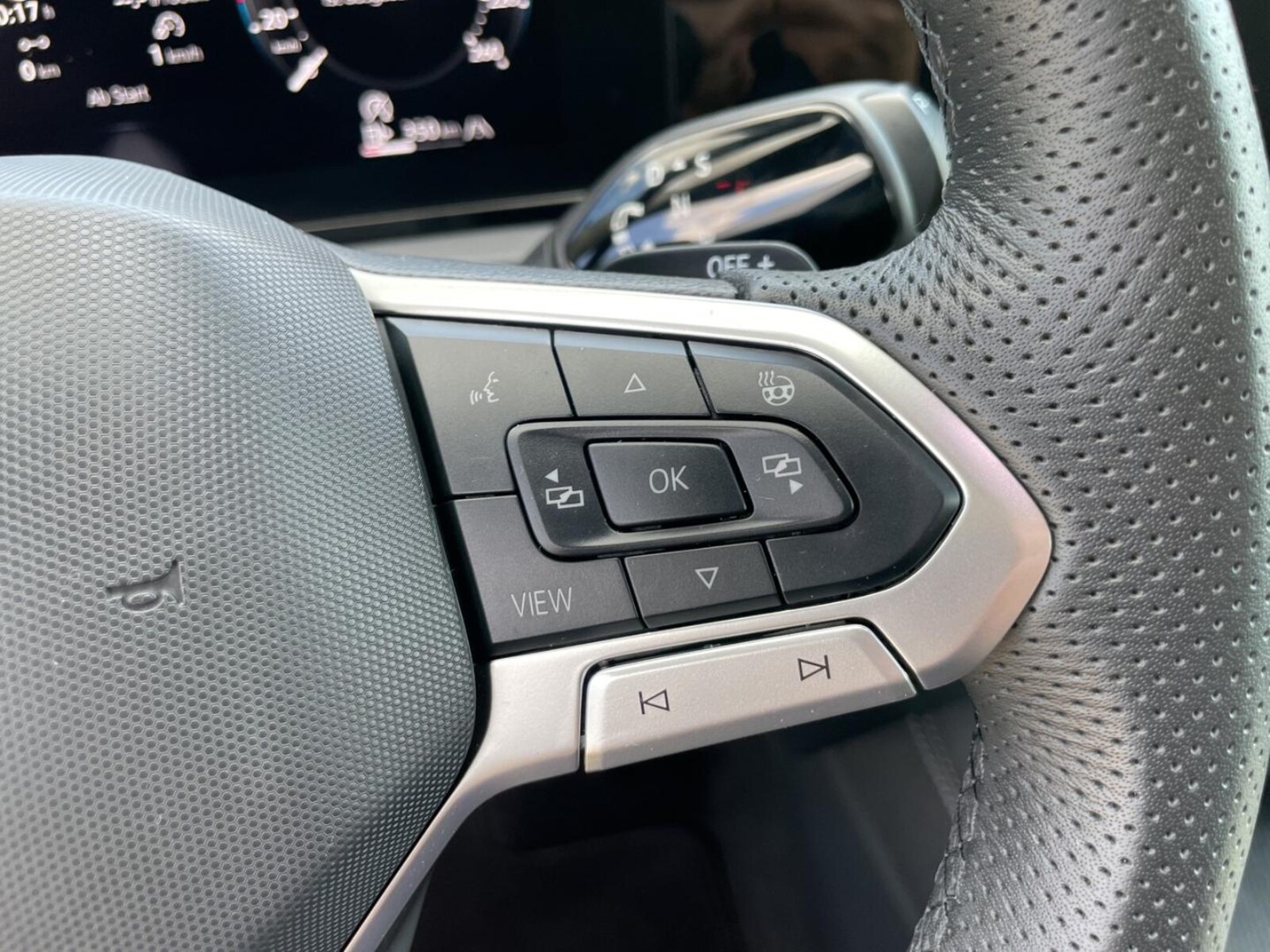 Volkswagen Tiguan – Bild 12