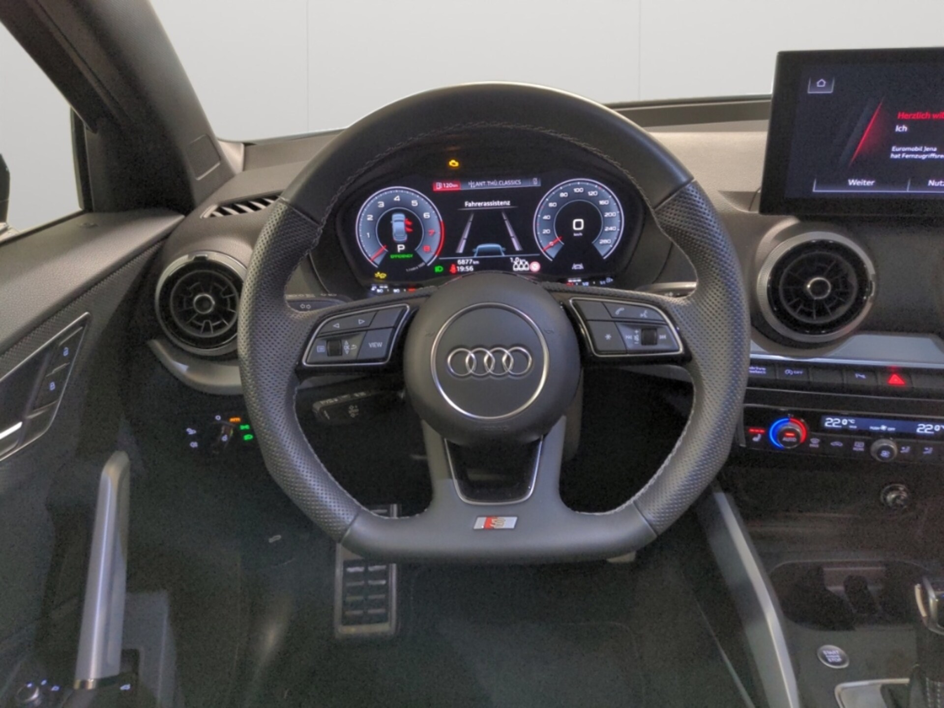 Audi Q2 S line