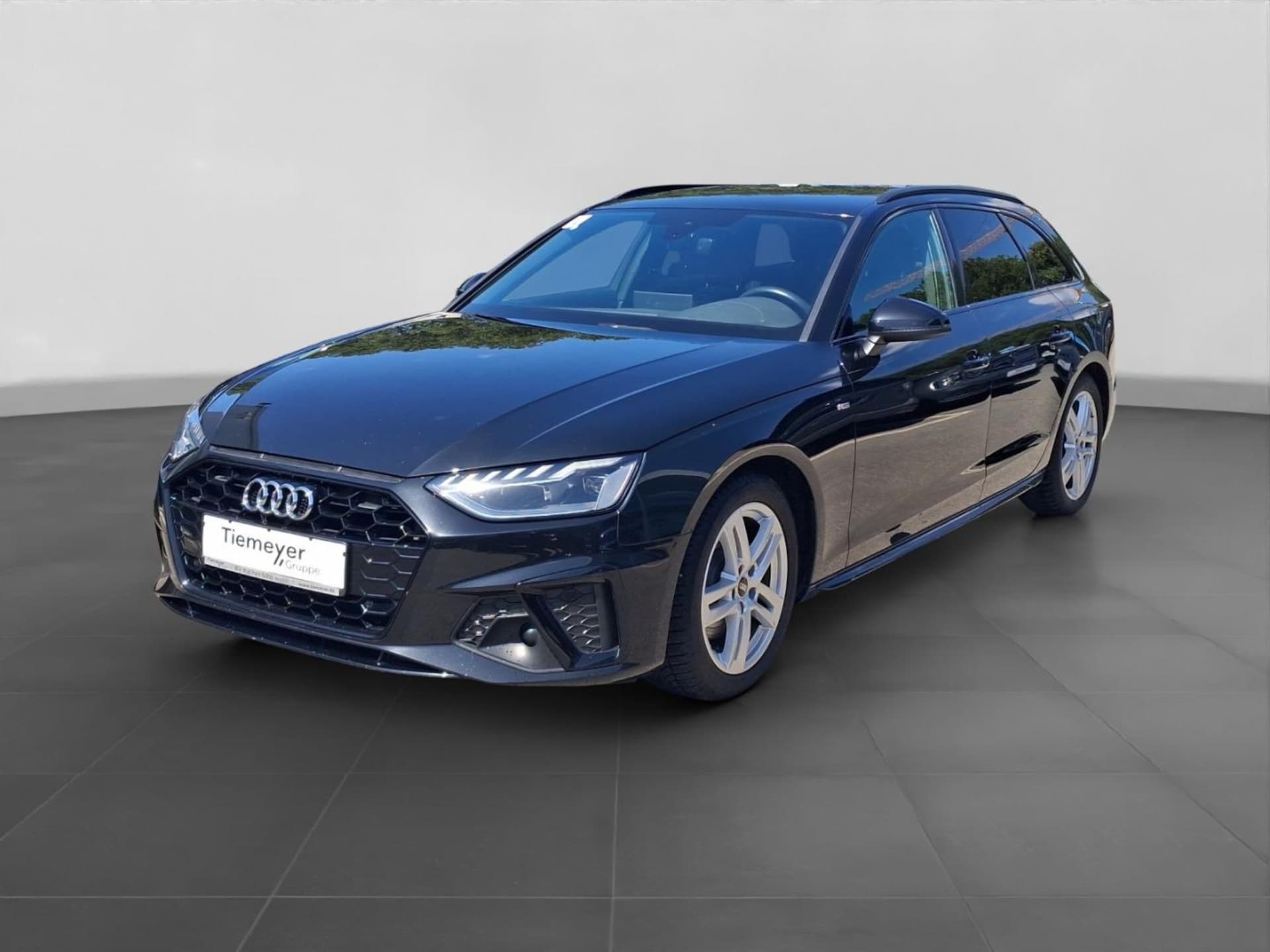 Audi A4 Avant S line
