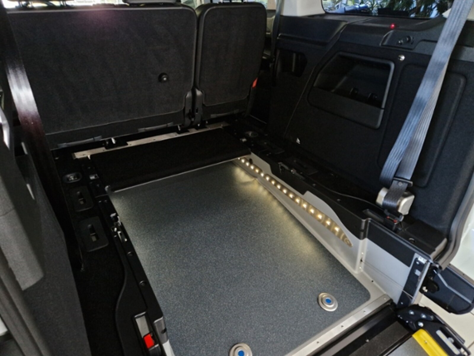 Volkswagen Caddy Maxi – Bild 16