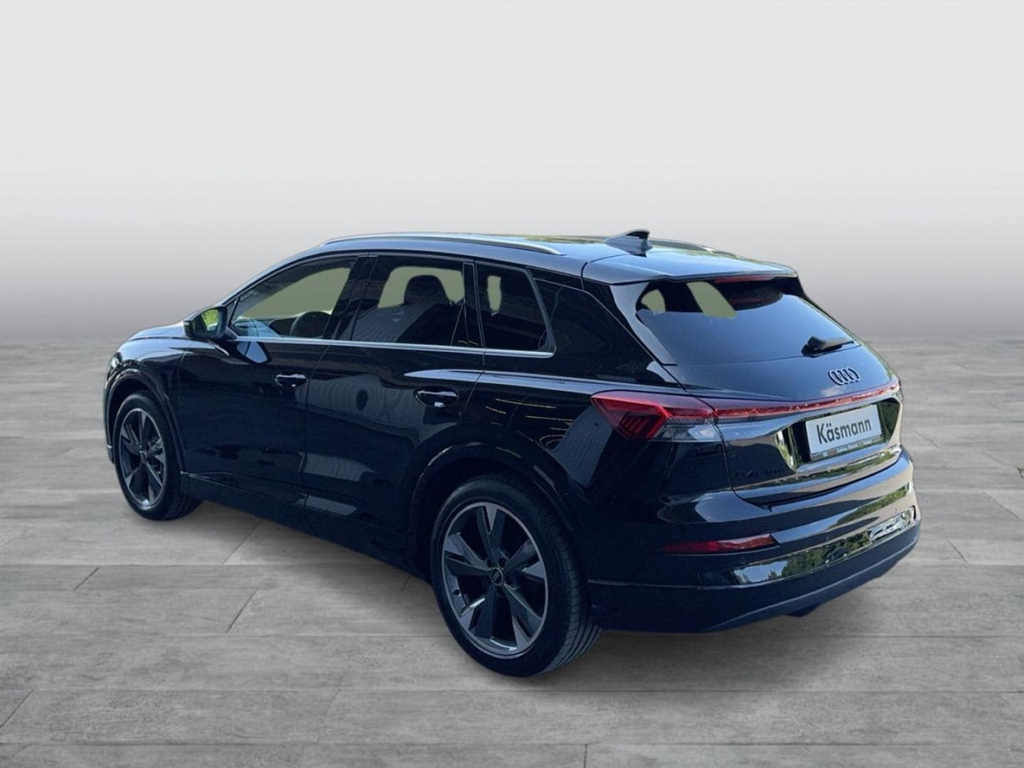 Bild über Audi Q4 SUV e-tron e-tron performance 210 kW - für weitere Informationen kontaktieren Sie den Audi Partner